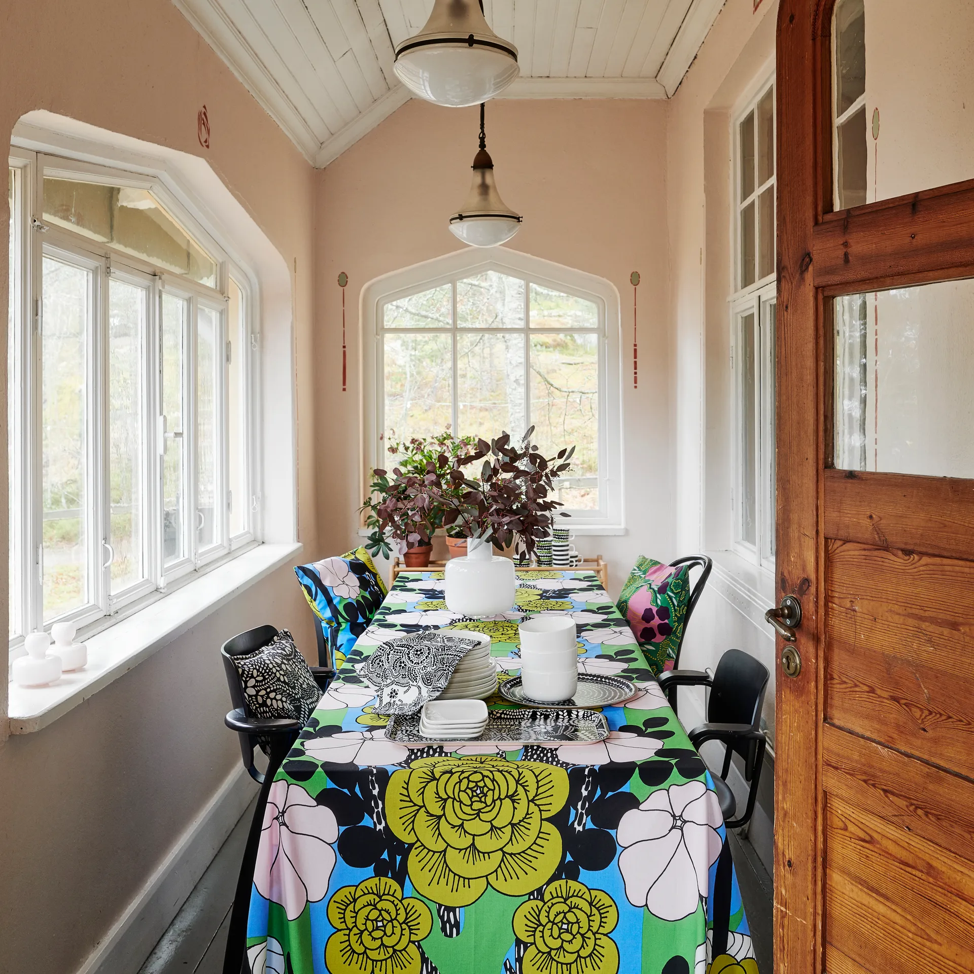 Räsymatto mug 25 cl, black-green-white Marimekko