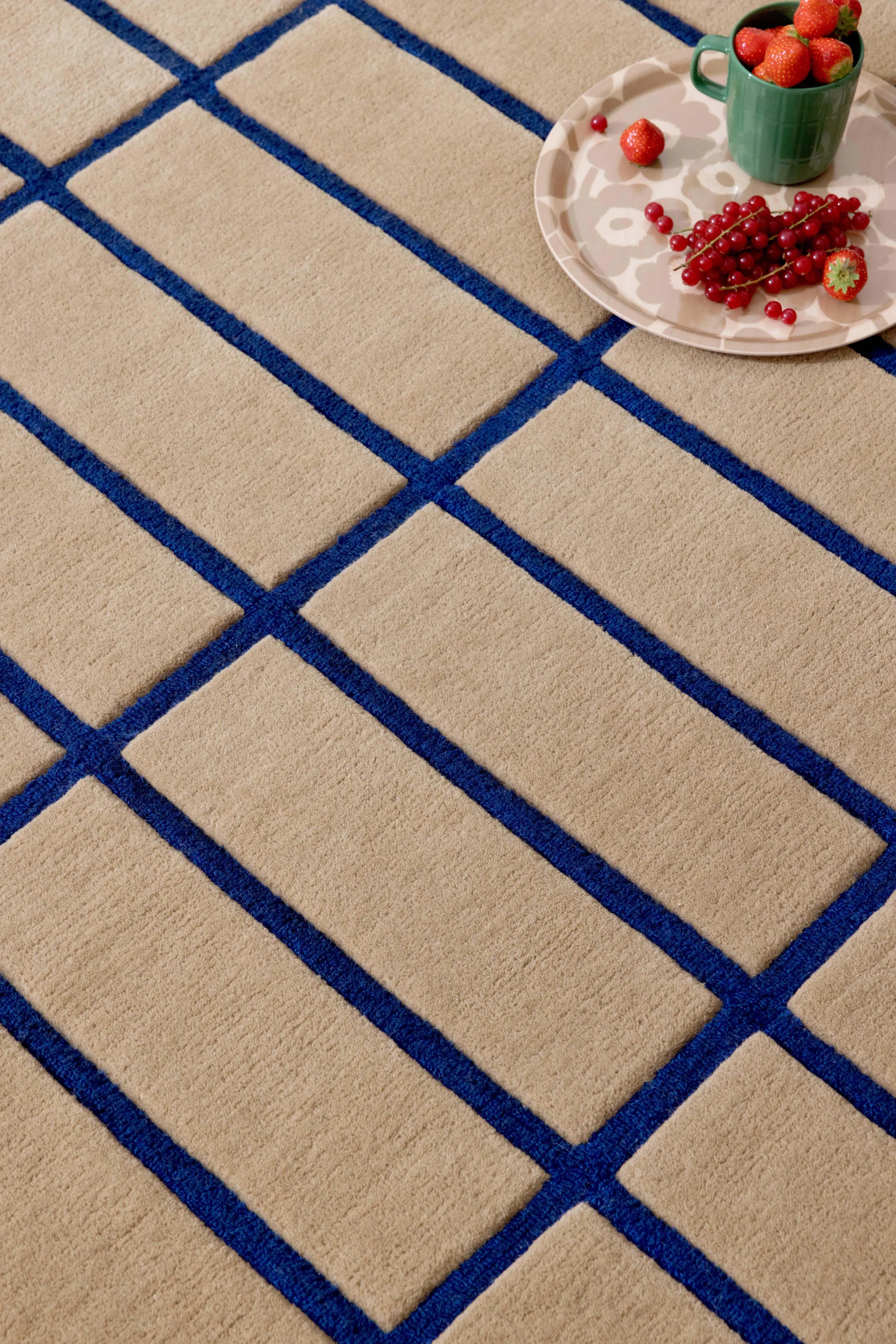 Tiiliskivi wool rug, Bright blue, 250x350 cm Marimekko
