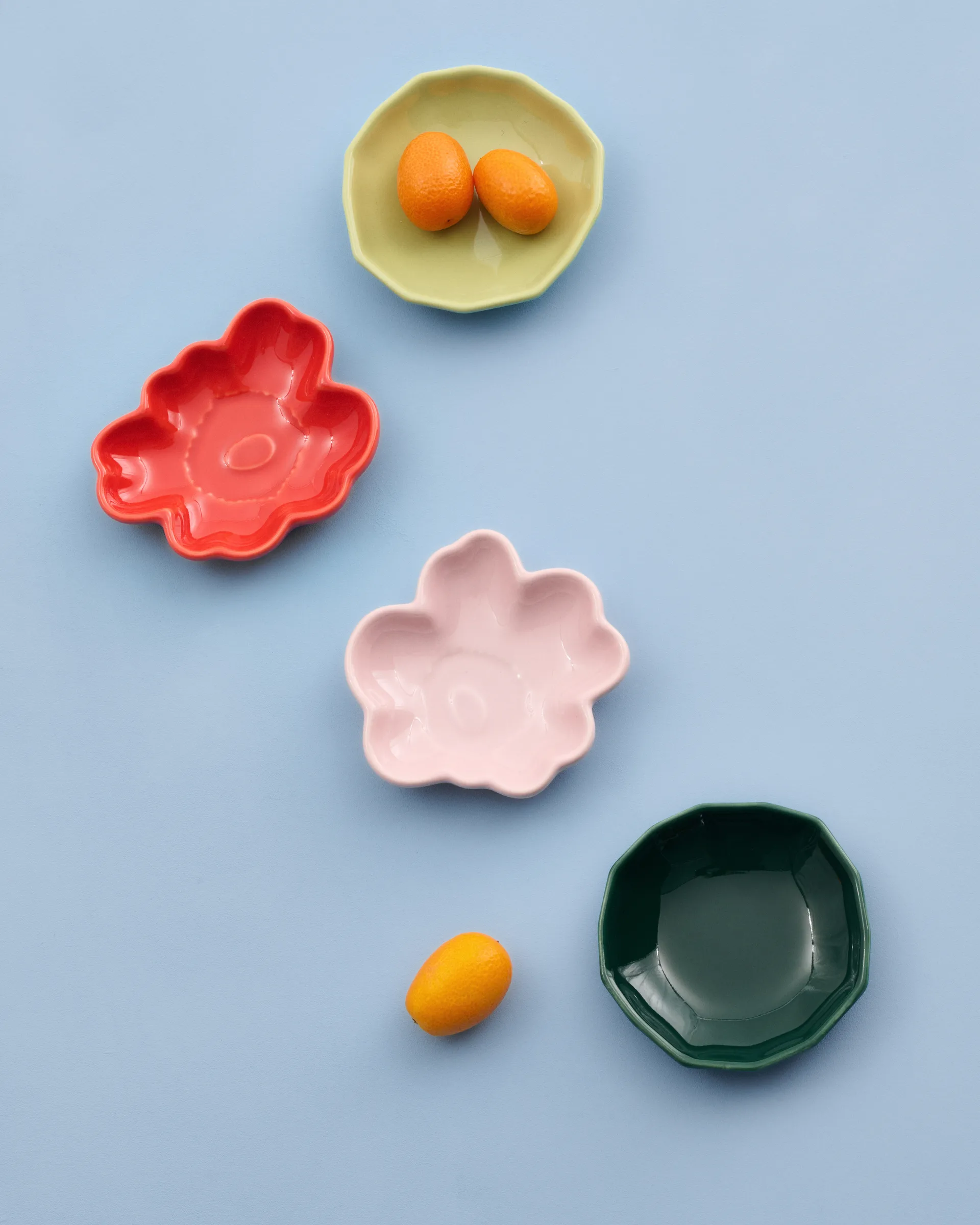 Unikko & kivet shape plate 4 pieces, Pink-pear-red-dark green Marimekko