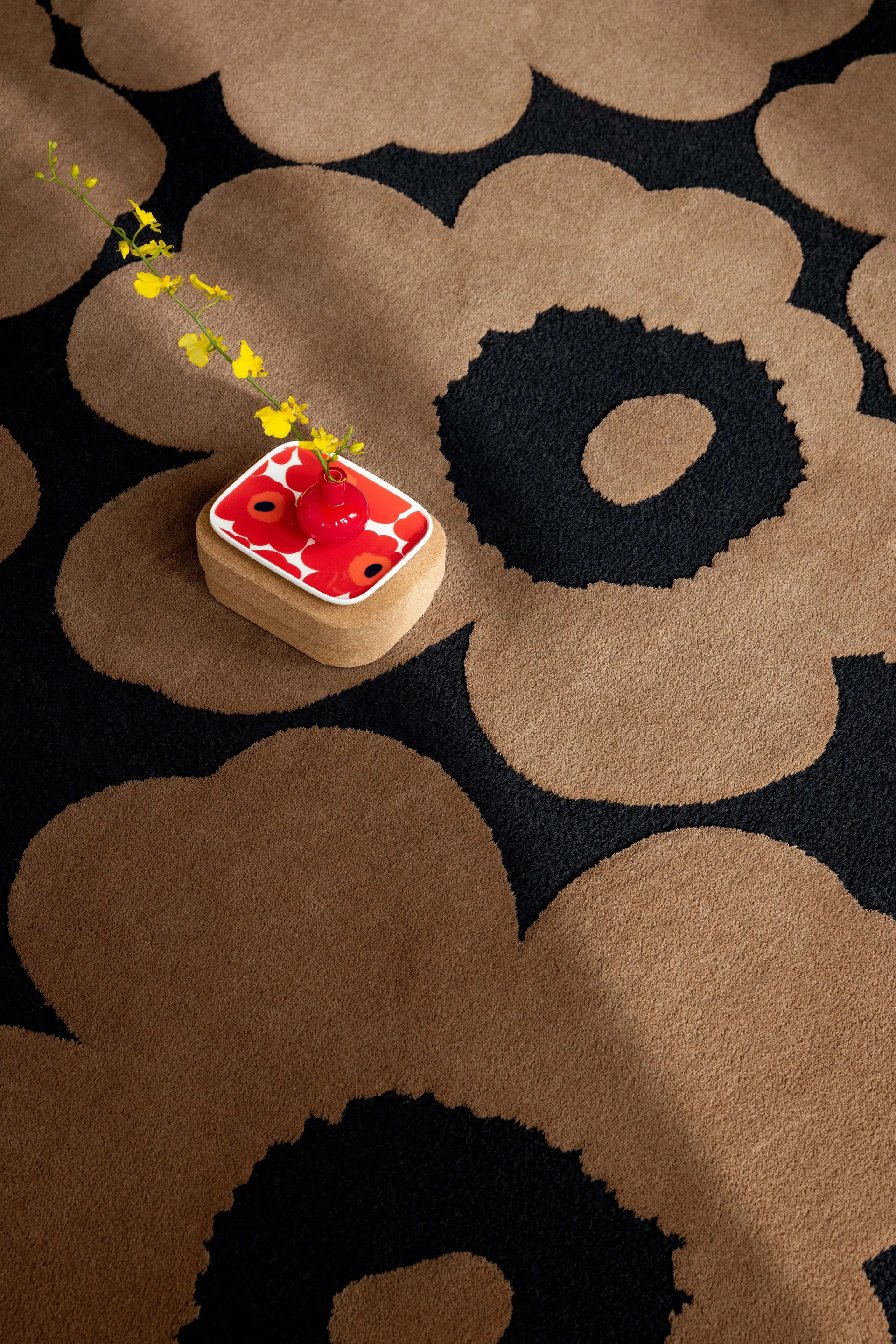Unikko wool rug, Beige, 250x350 cm Marimekko