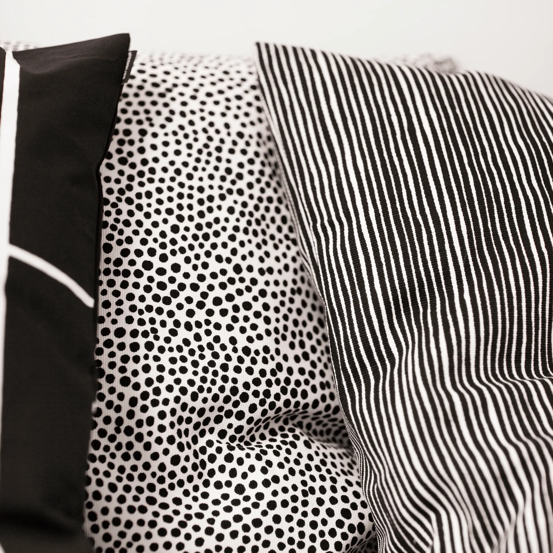 Varvunraita cushion cover, black-white Marimekko