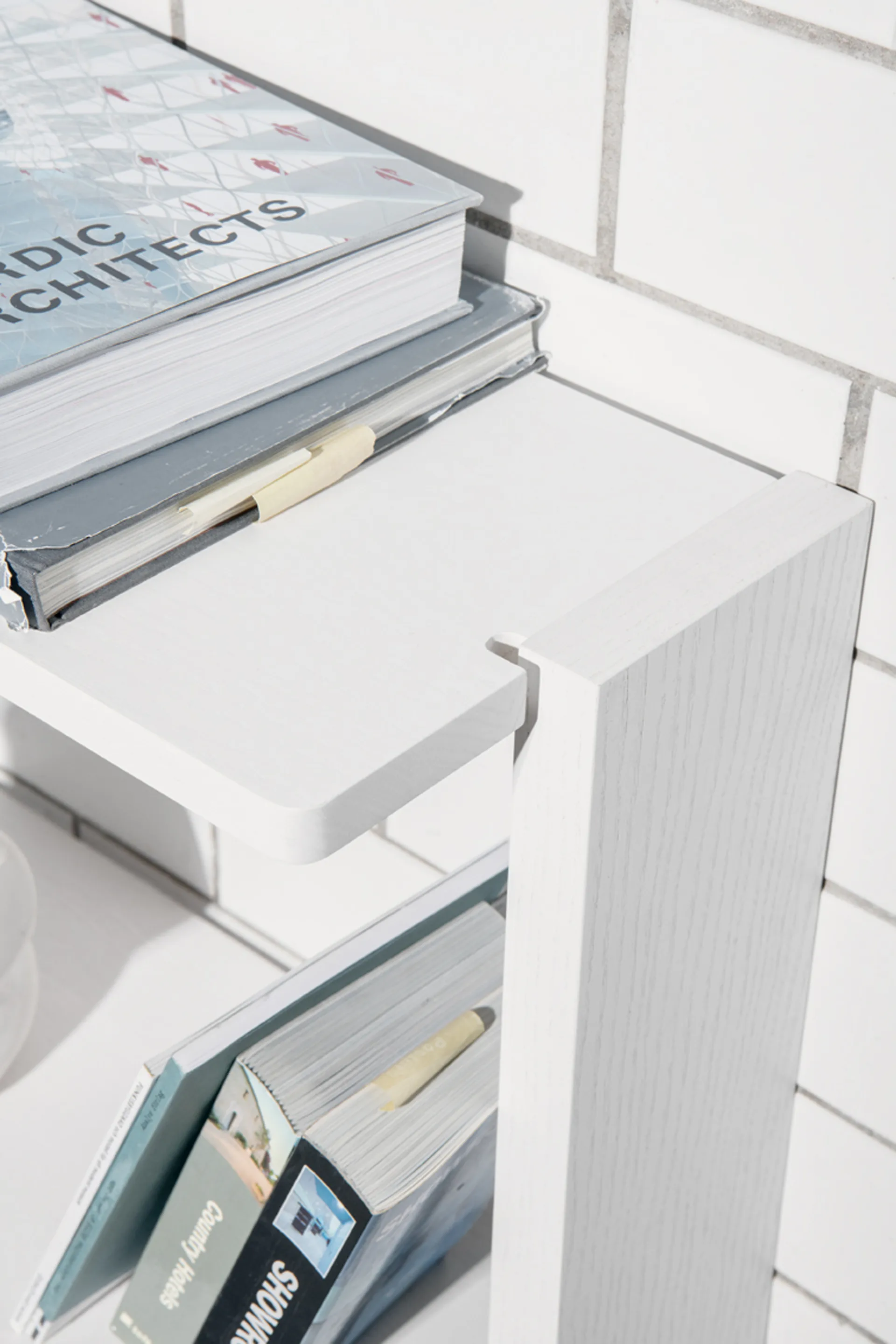 Gridlock - S1-A3-0 shelf, White stained Ash Massproductions