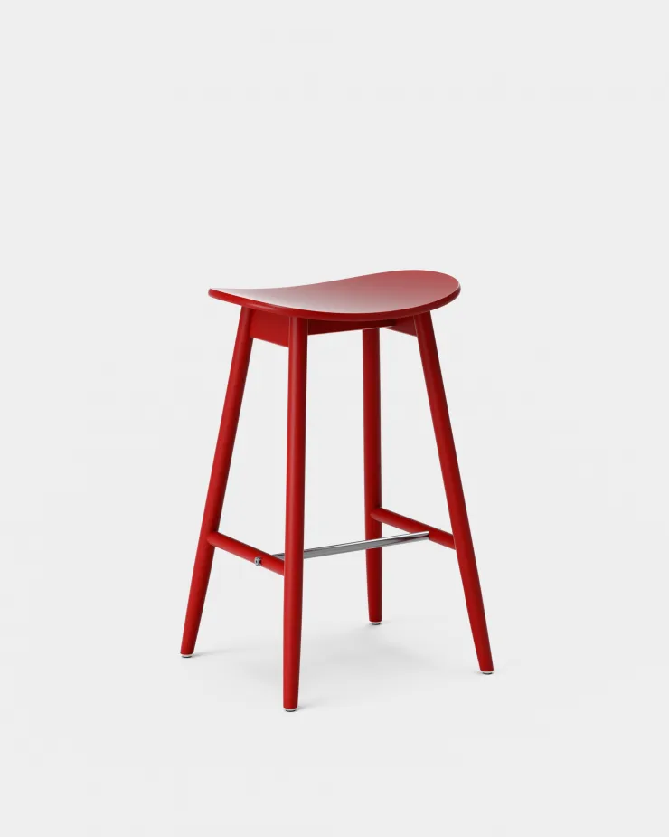 Icha barstool 65 cm, Red varnished beech Massproductions