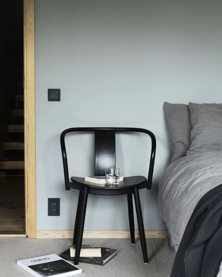 Icha chair, Black stained beech Massproductions