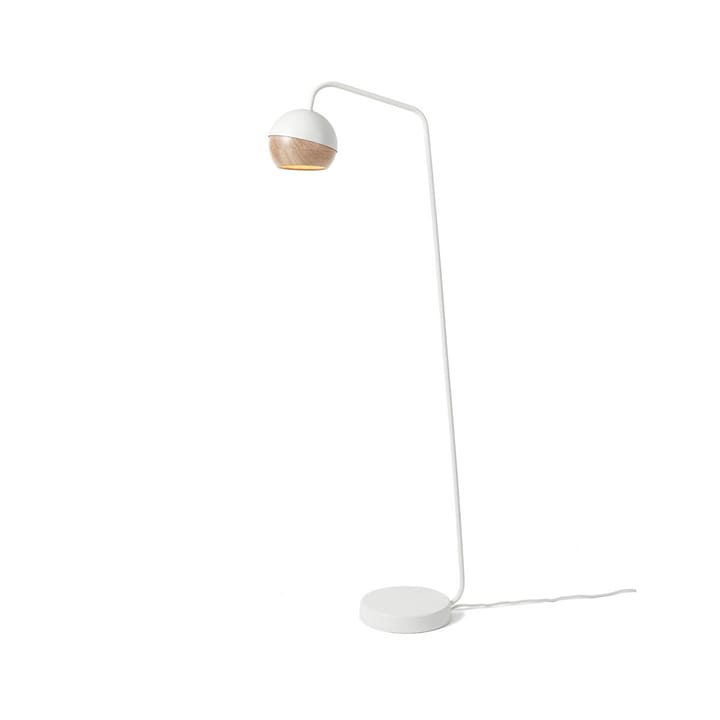 Ray floor lamp, white, oak detail on screen Mater