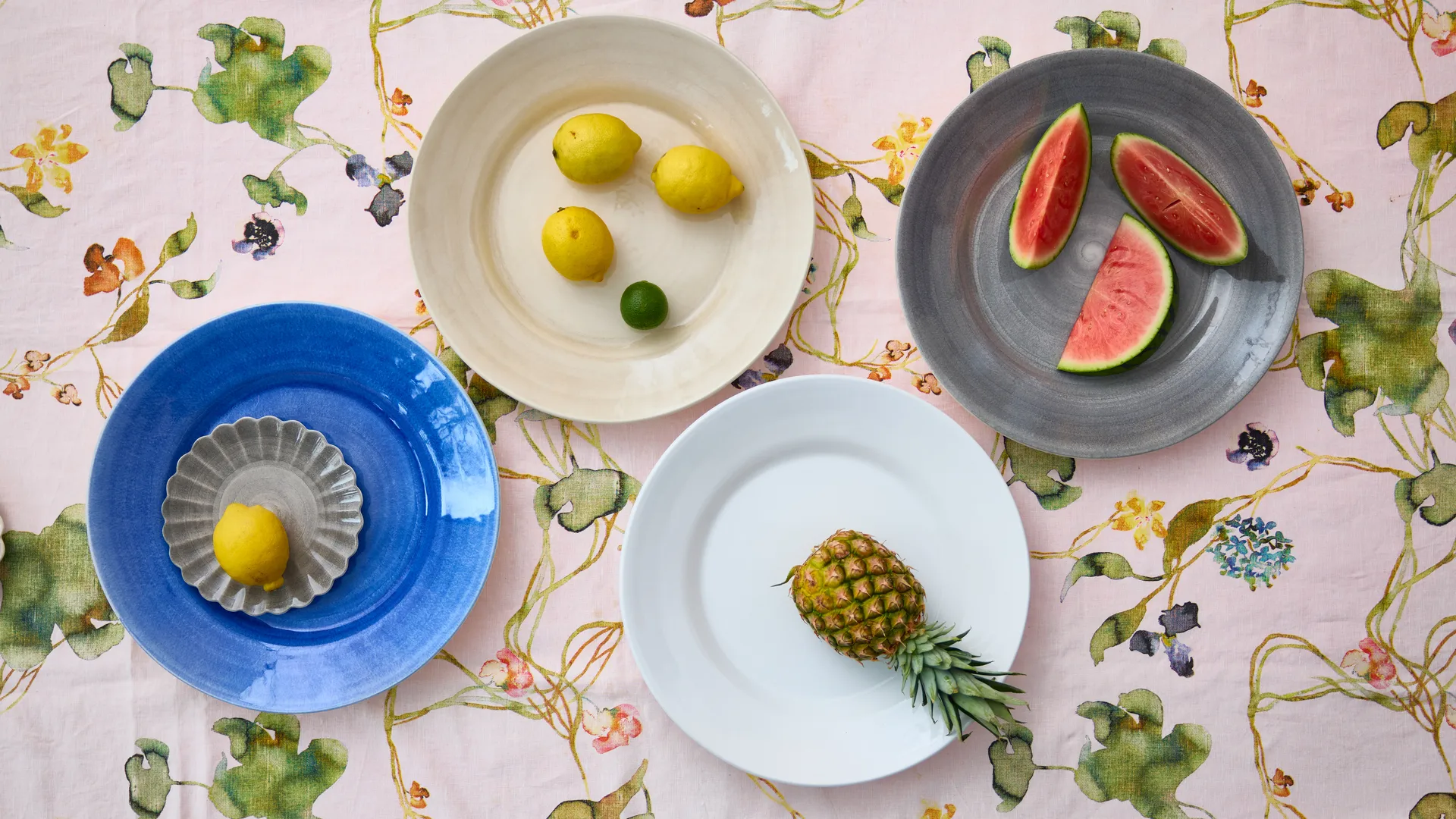 Basic serving platter Ø41 cm, Grey Mateus