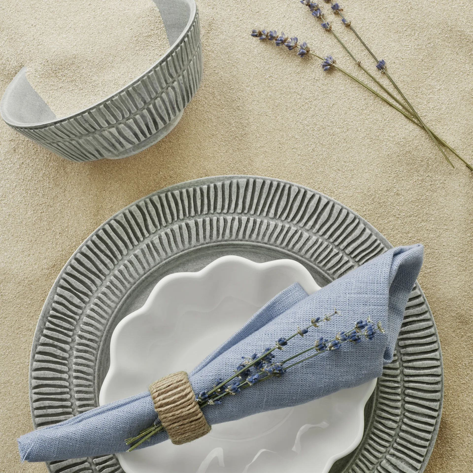 Stripes plate Ø21 cm, grey Mateus