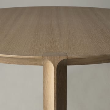 Amor dining table round - oak white-pigmented hardwax oil - Mavis