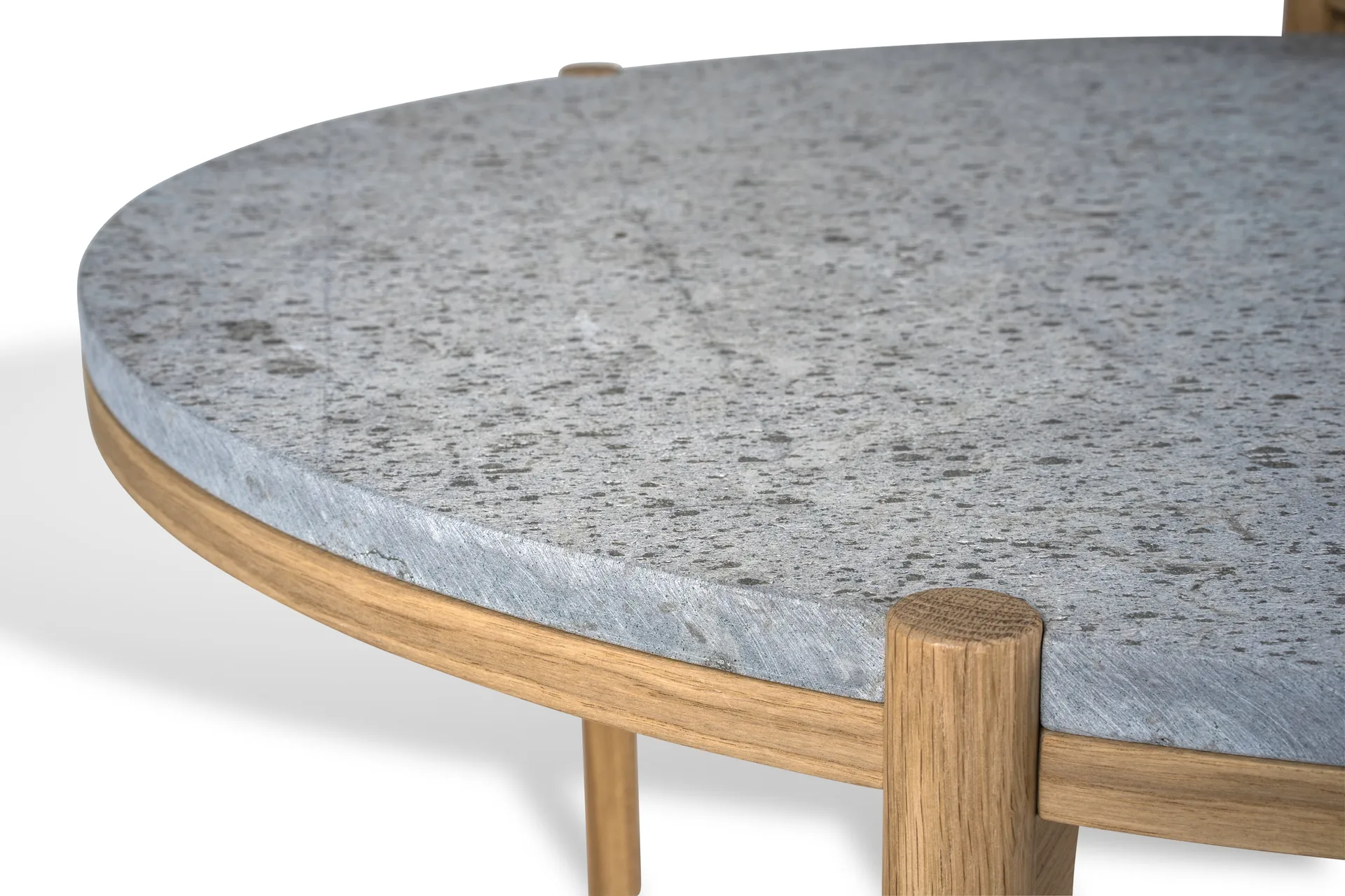 Dondo coffee table white pigmented oak Ø80 cm, Honed limestone Mavis