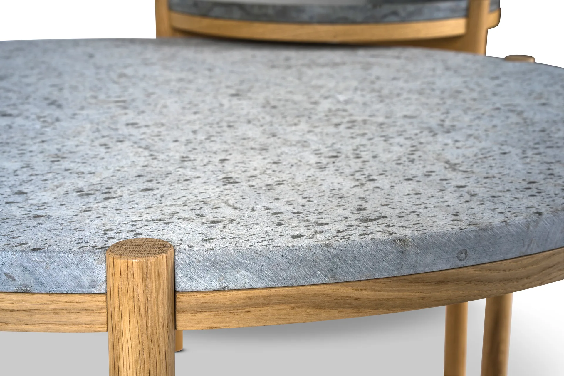 Dondo coffee table white pigmented oak Ø80 cm, Honed limestone Mavis