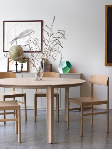 Red chair - White pigmented matte lacquered oak - Mavis
