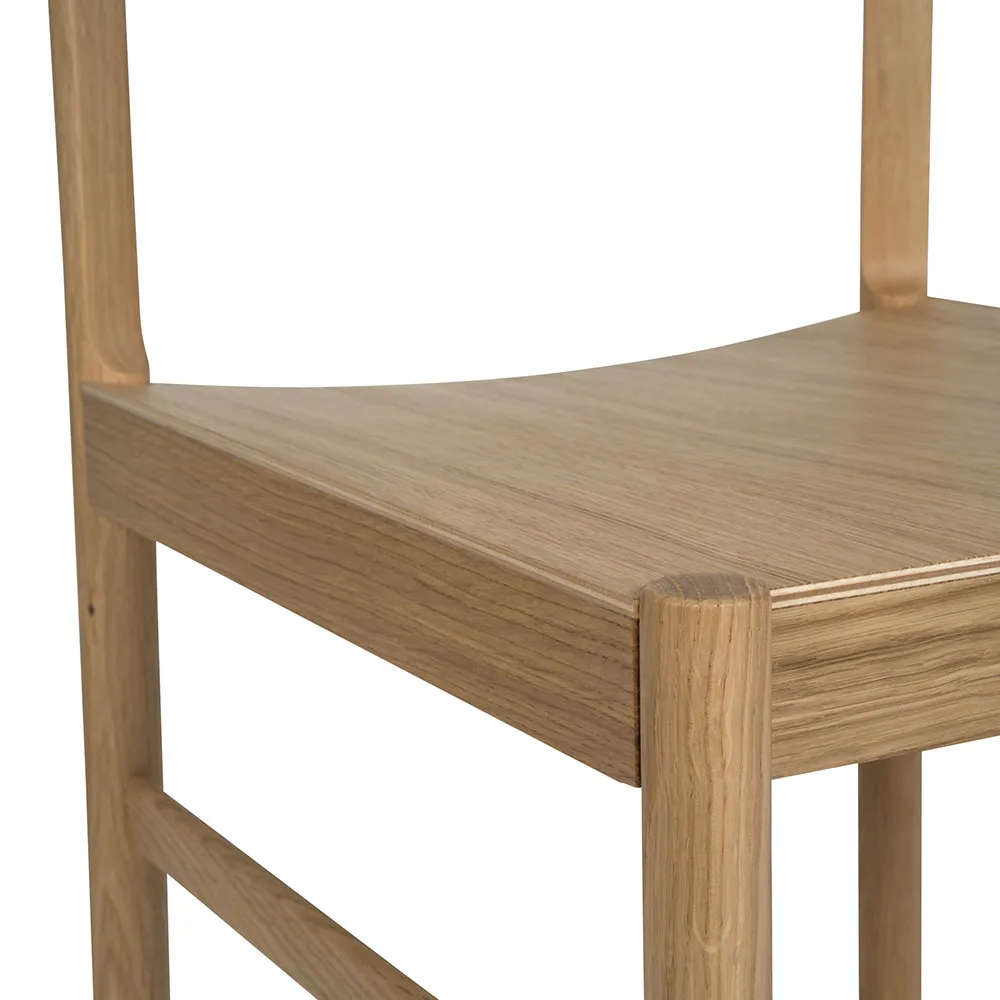 Red chair, White pigmented matte lacquered oak Mavis