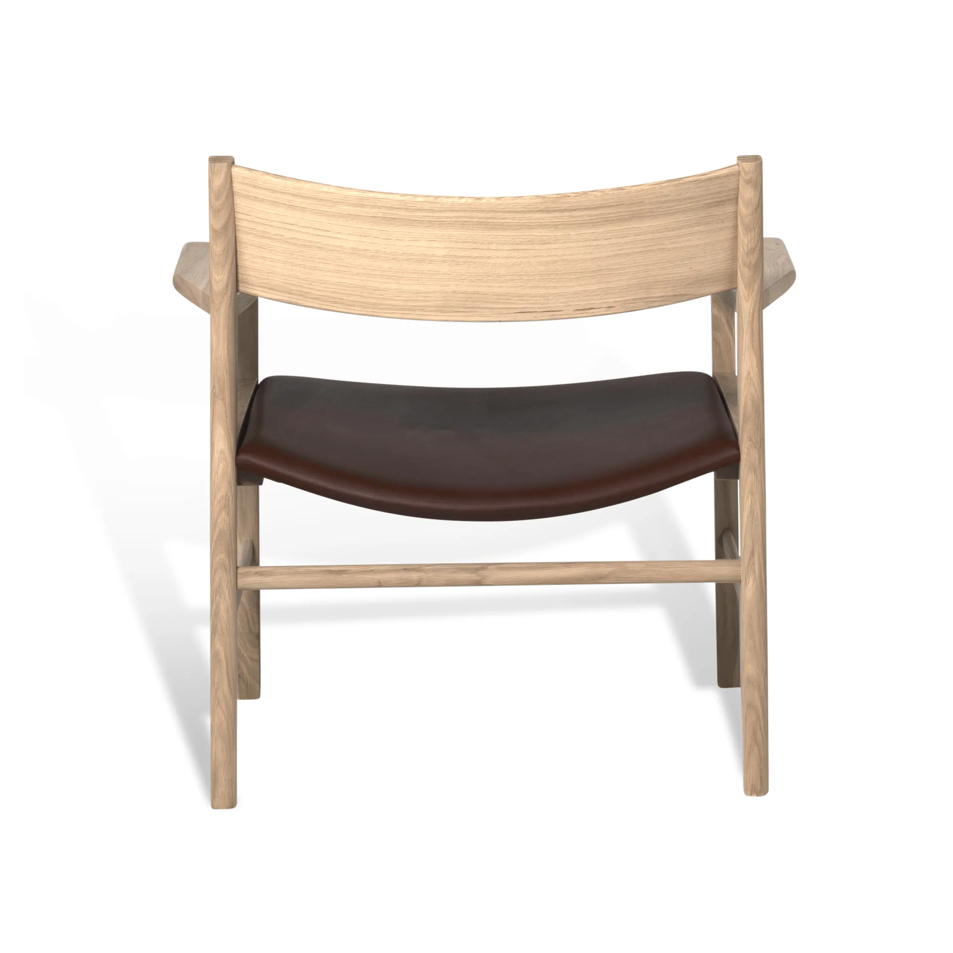 Siza lounge chair, White-pigmented matt lacquered oak – Mocca Tärnsjö leather Mavis