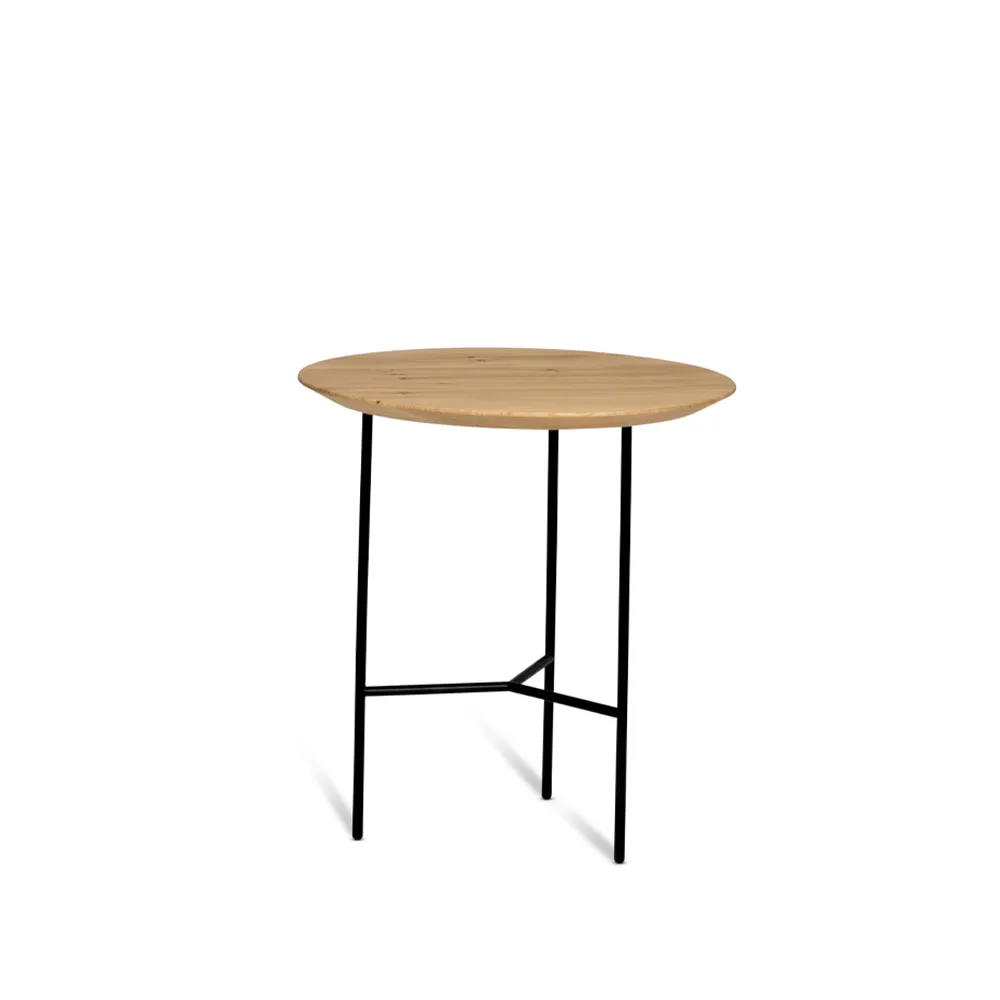 Tribeca side table, oak lacquer, black legs, ø47 cm Mavis