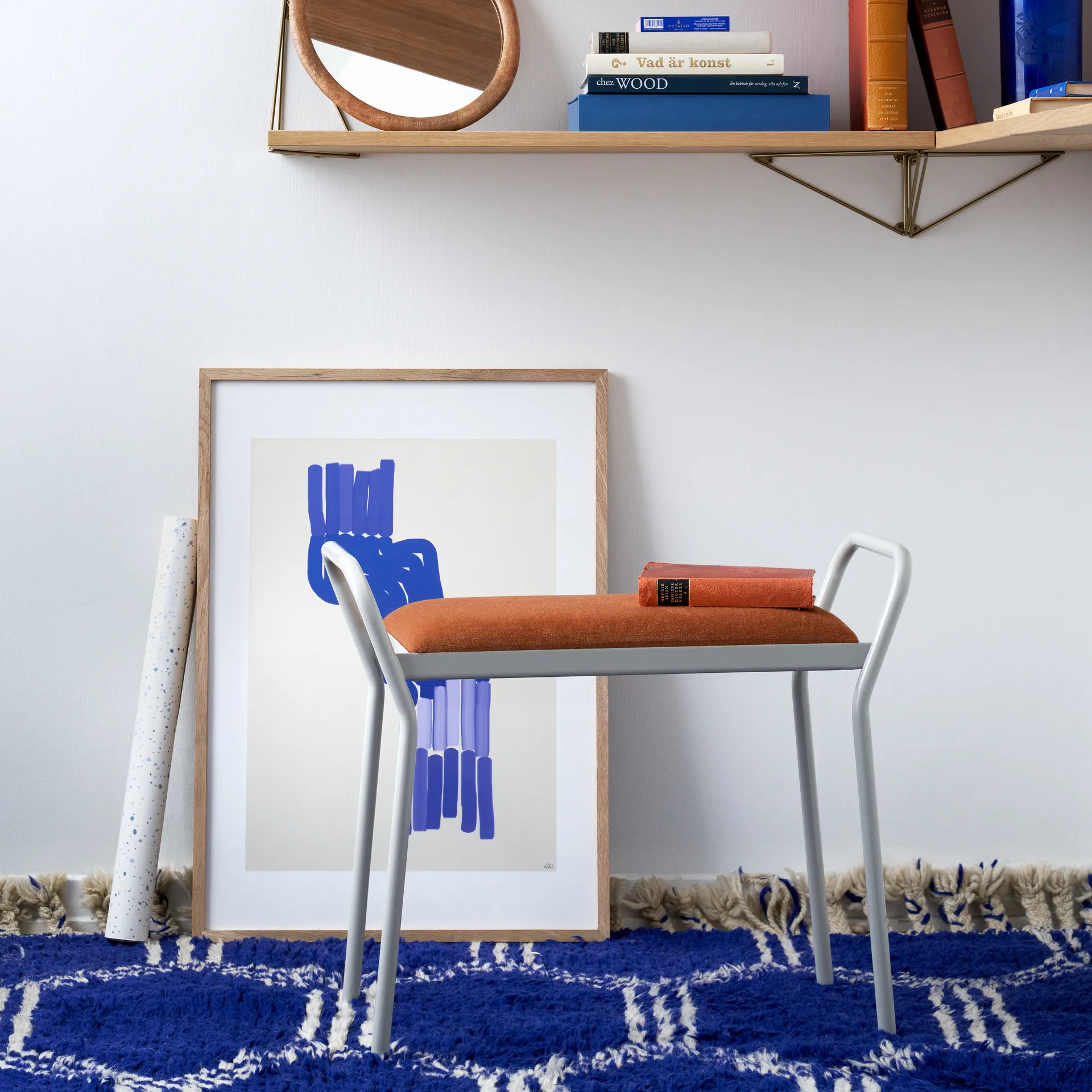 Anyone stool, White with vintage cognac leather Maze