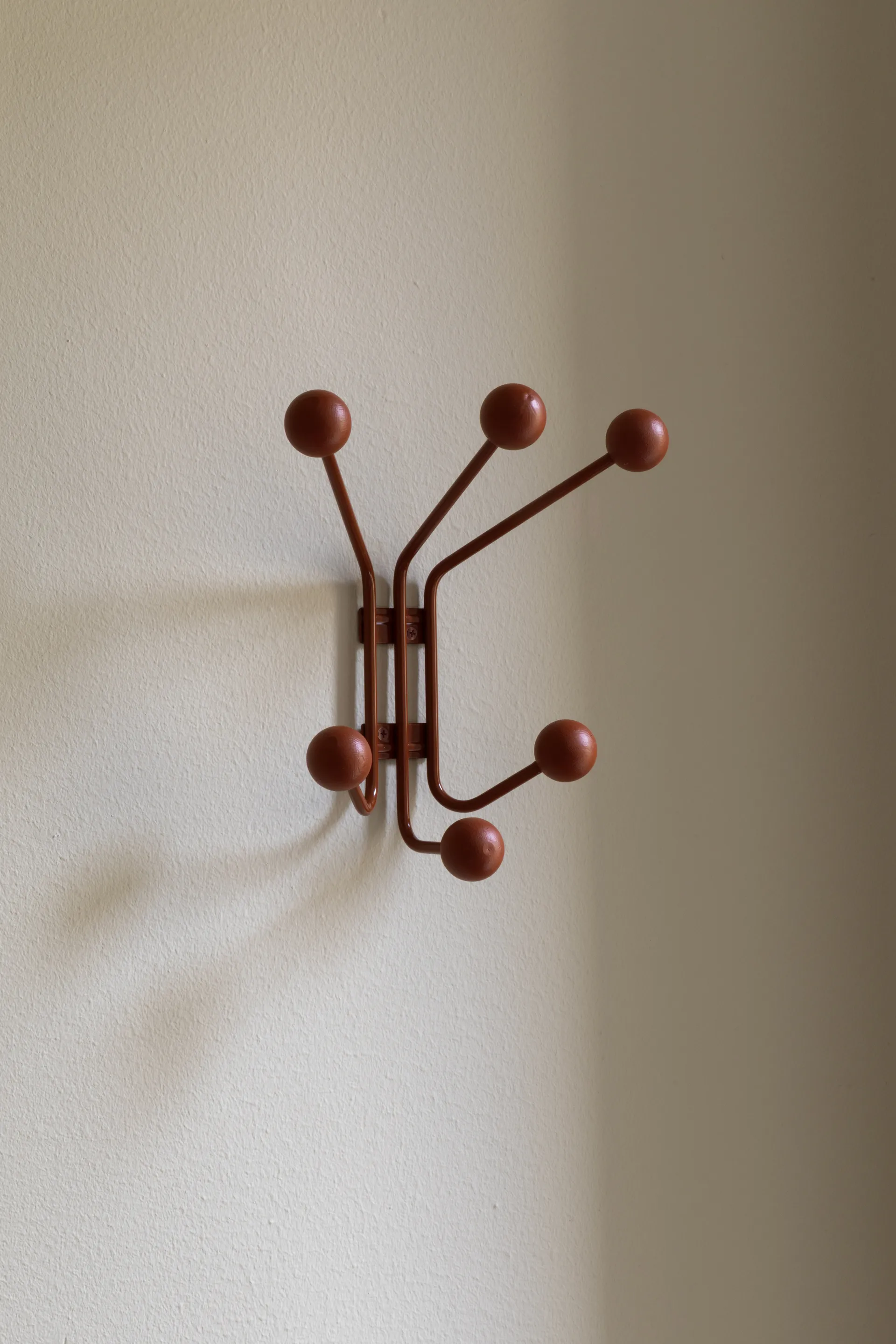 Bill XS hanger, Cinnamon Maze