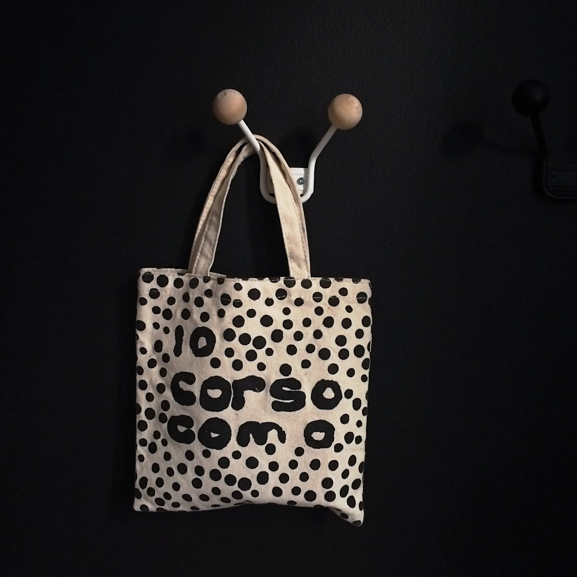 Bill XXS hanger, white Maze