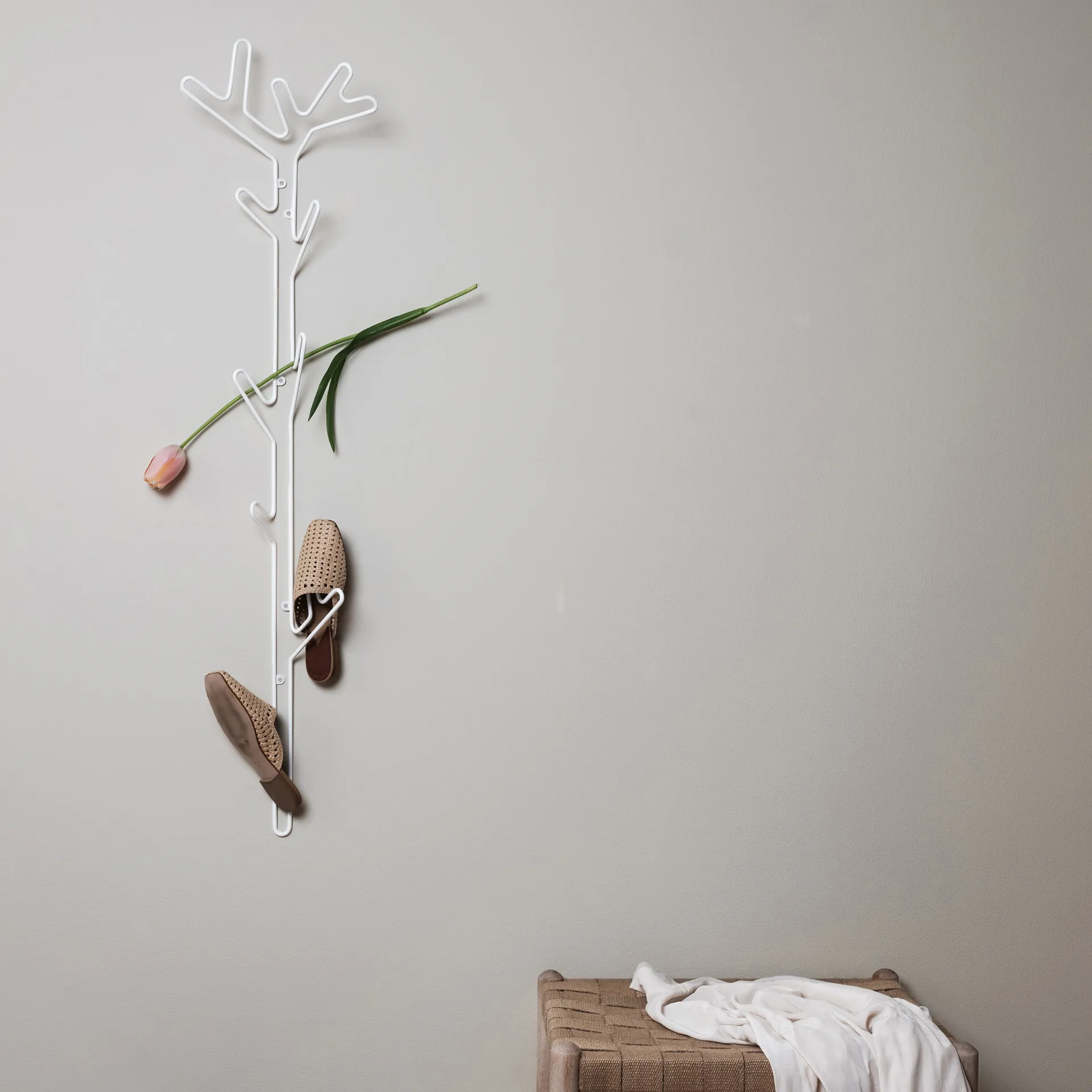 Branch hanger, white Maze