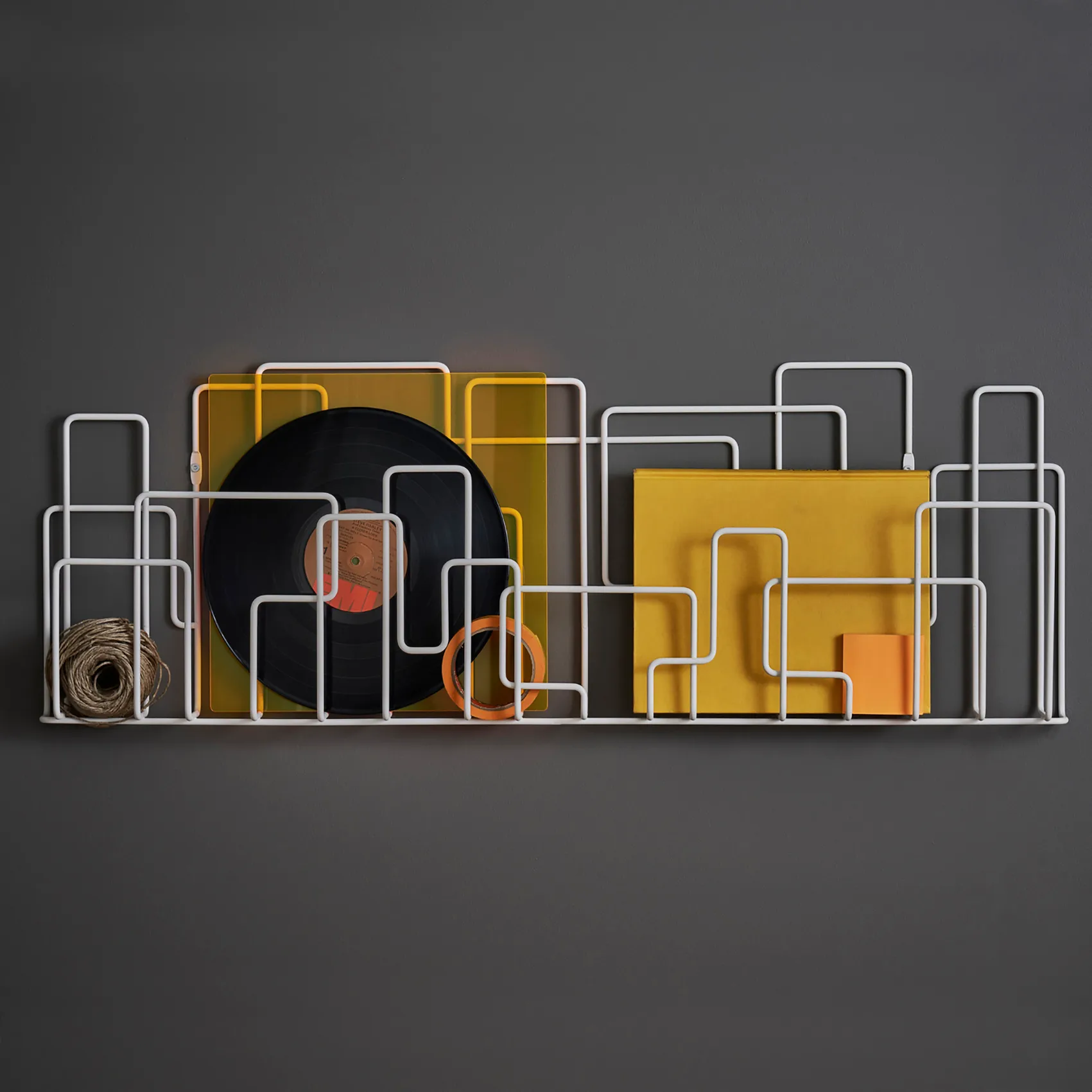 City Sunday magazine holder, white Maze