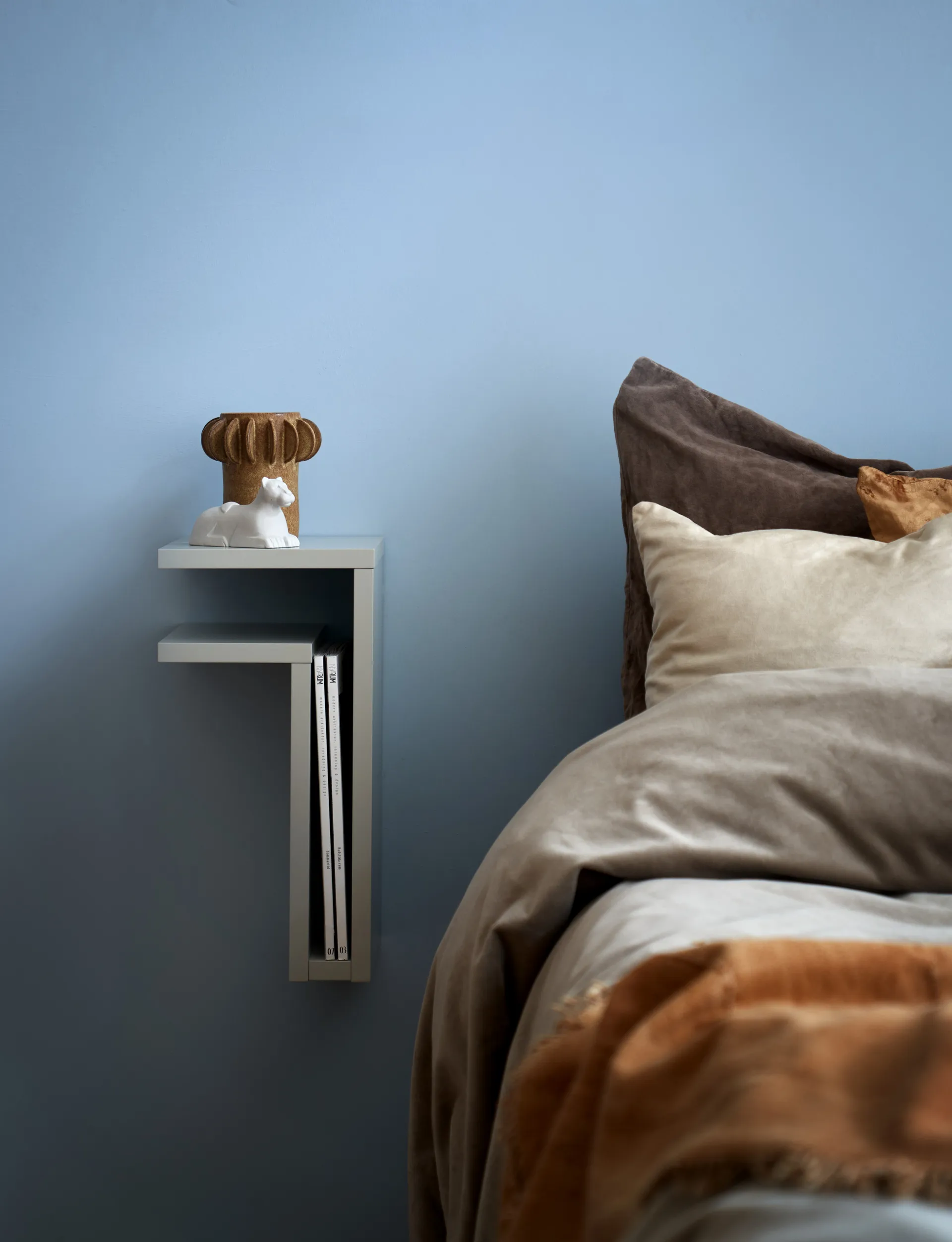 F-shelf wall shelf silk grey, Shelf to left Maze