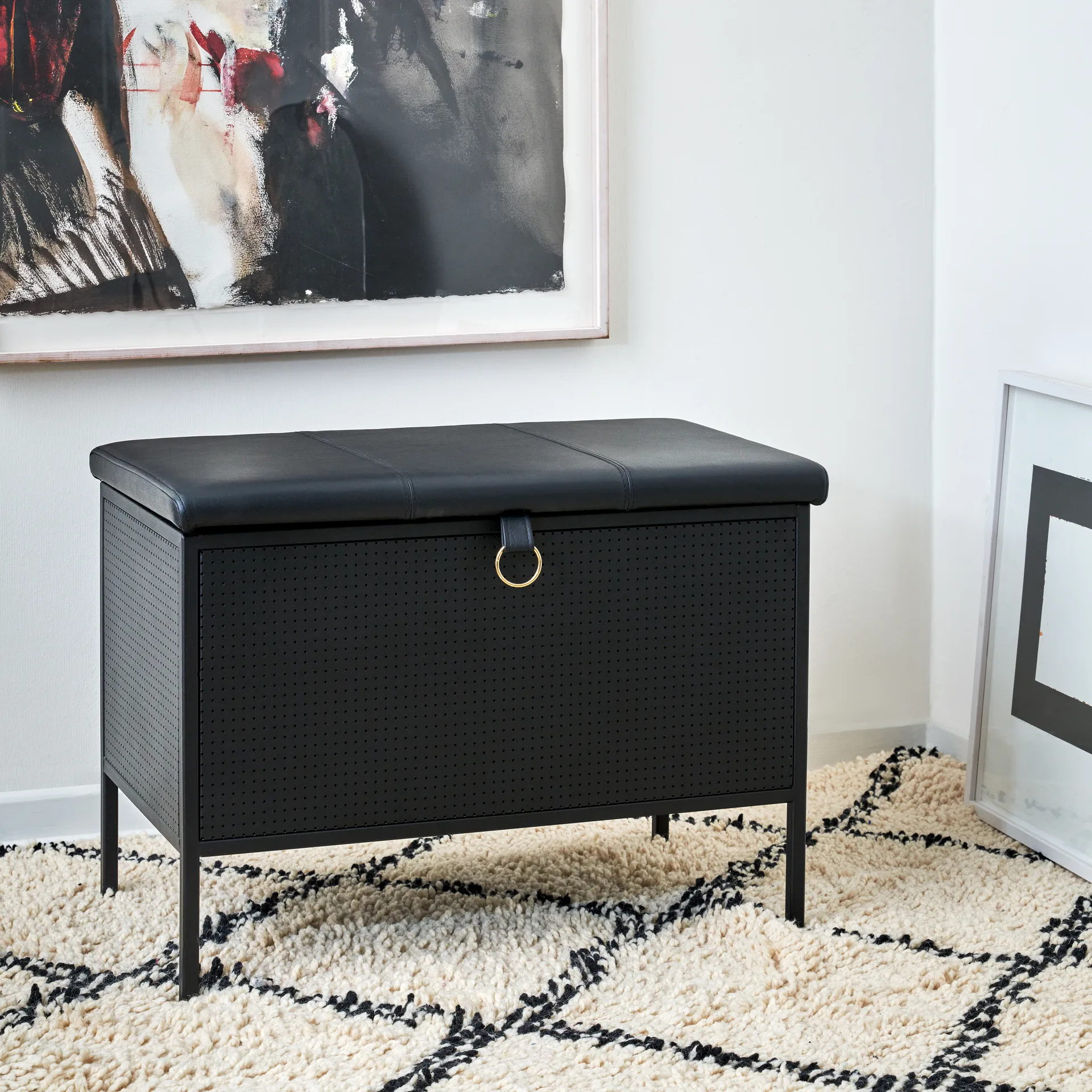 Frank storage bench, Black Maze
