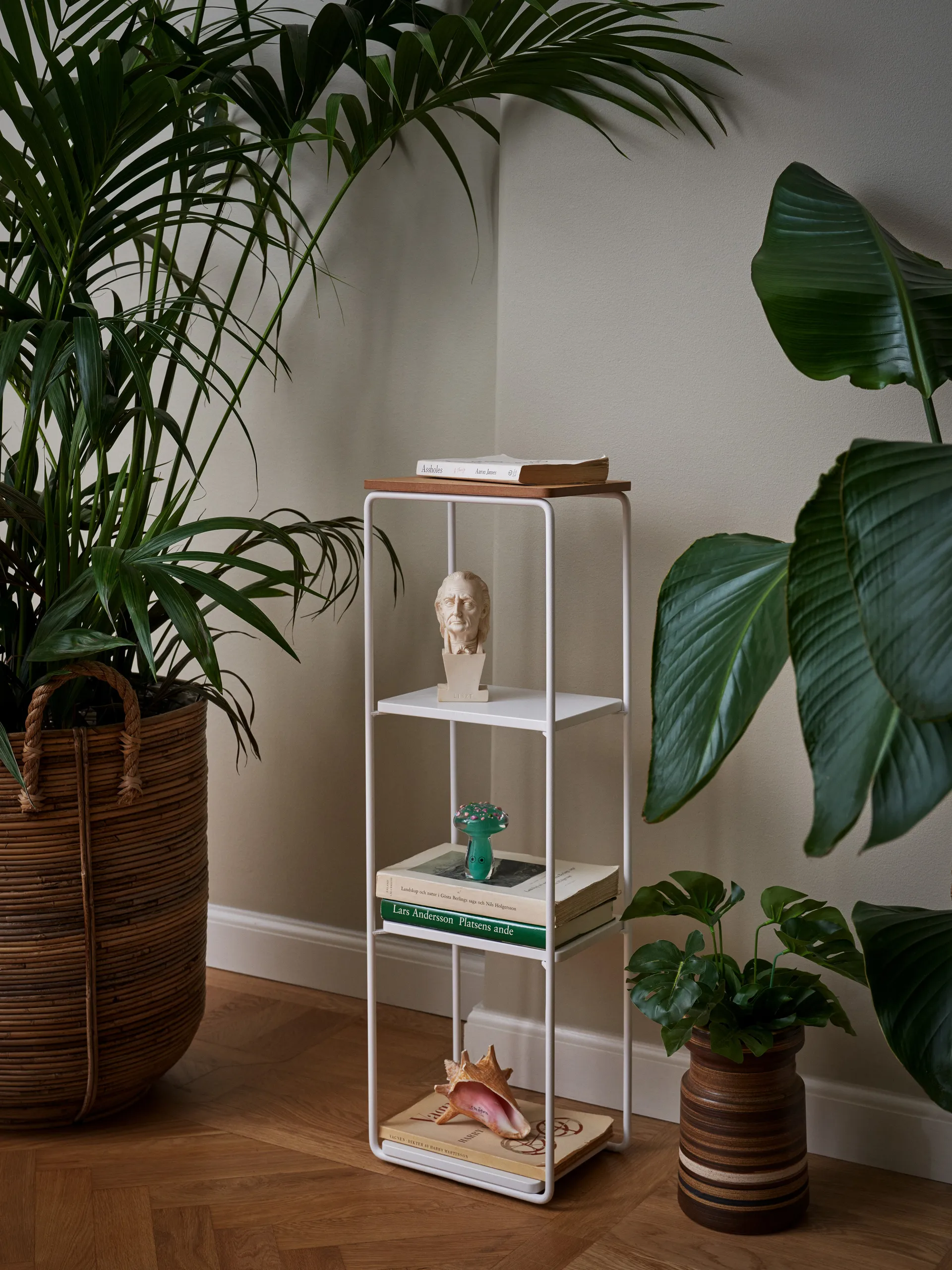 Mixrack Floor Shelf L shelf 26x19x82.2 cm, Oak-white Maze