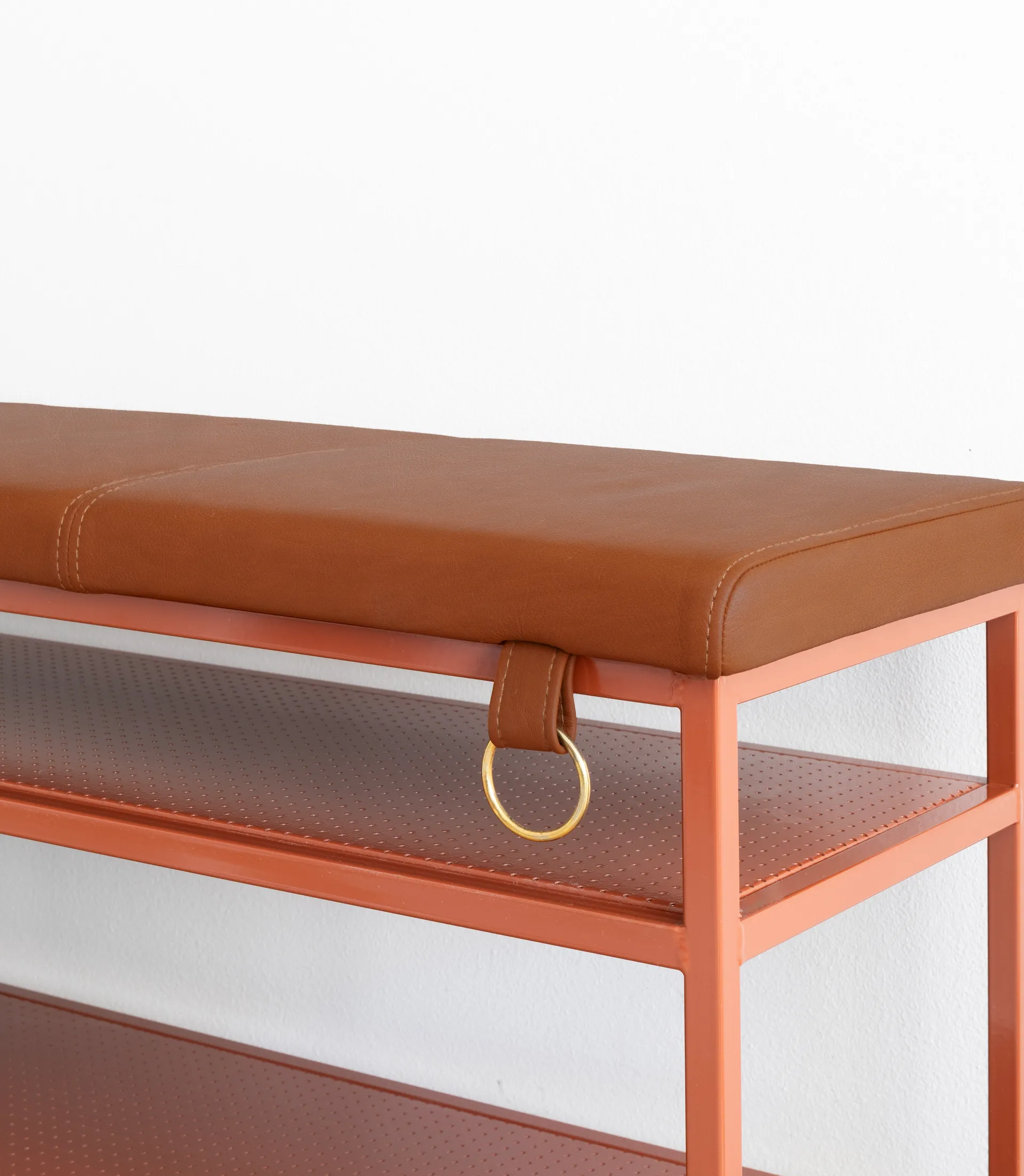 Nancy shoe shelf, Cinnamon-vintage cognac Maze