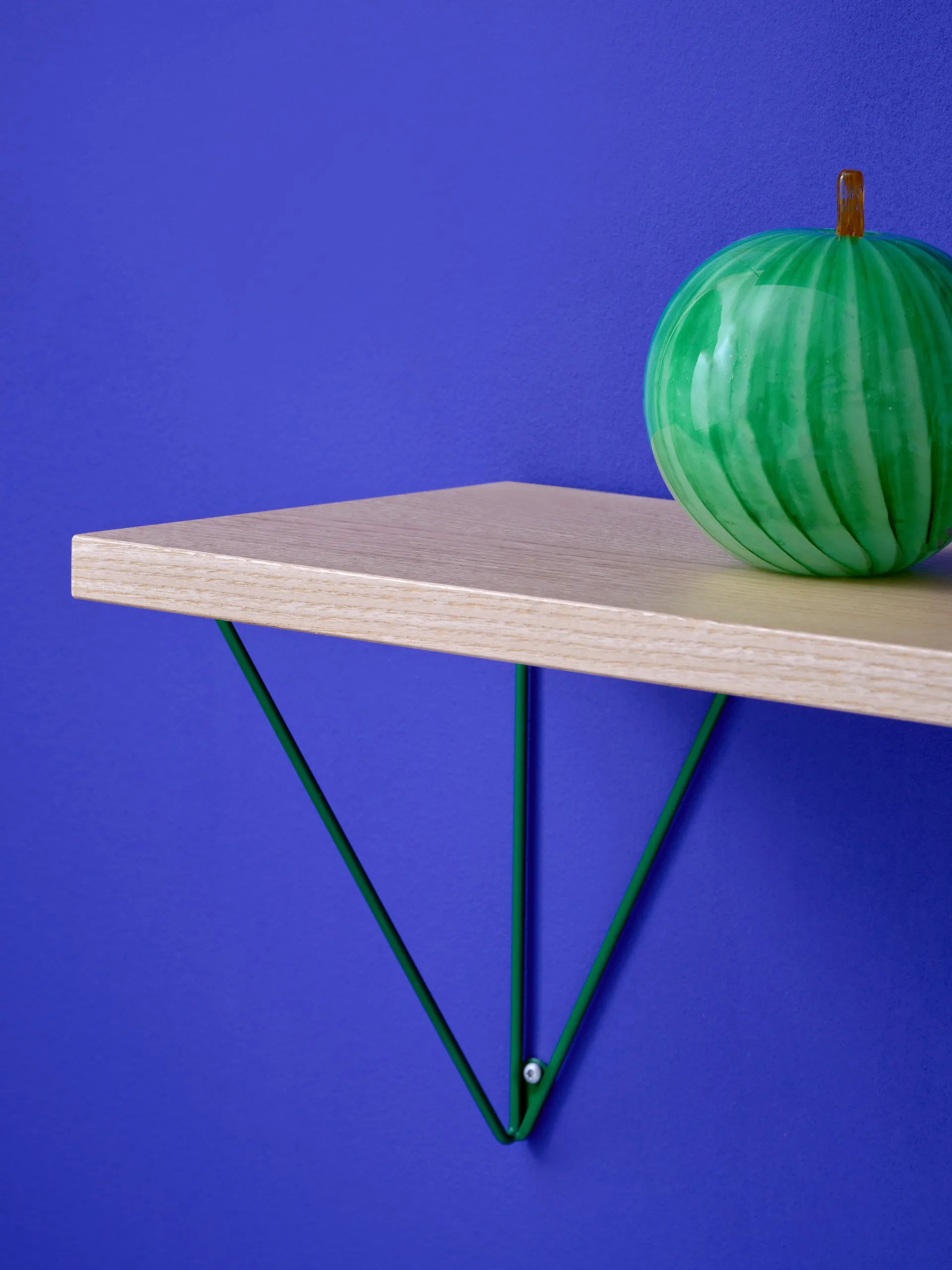 Pythagoras shelf, Ash Maze
