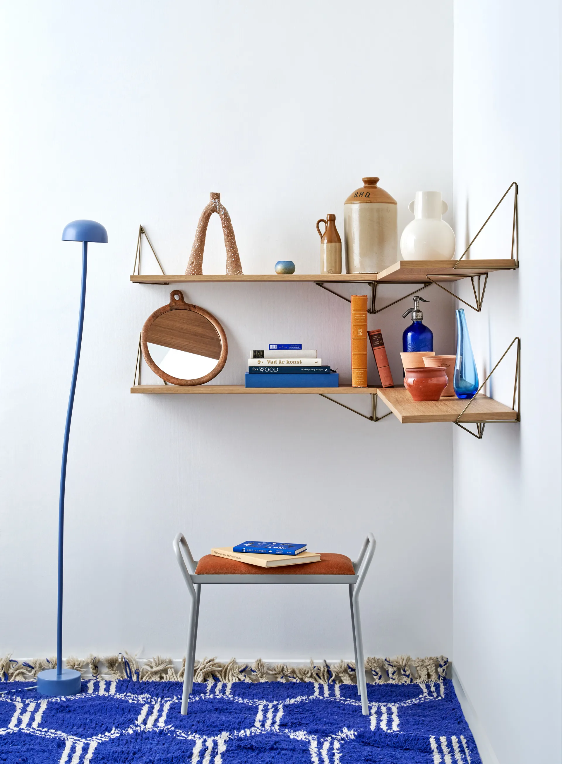 Pythagoras shelf, Large, oak Maze