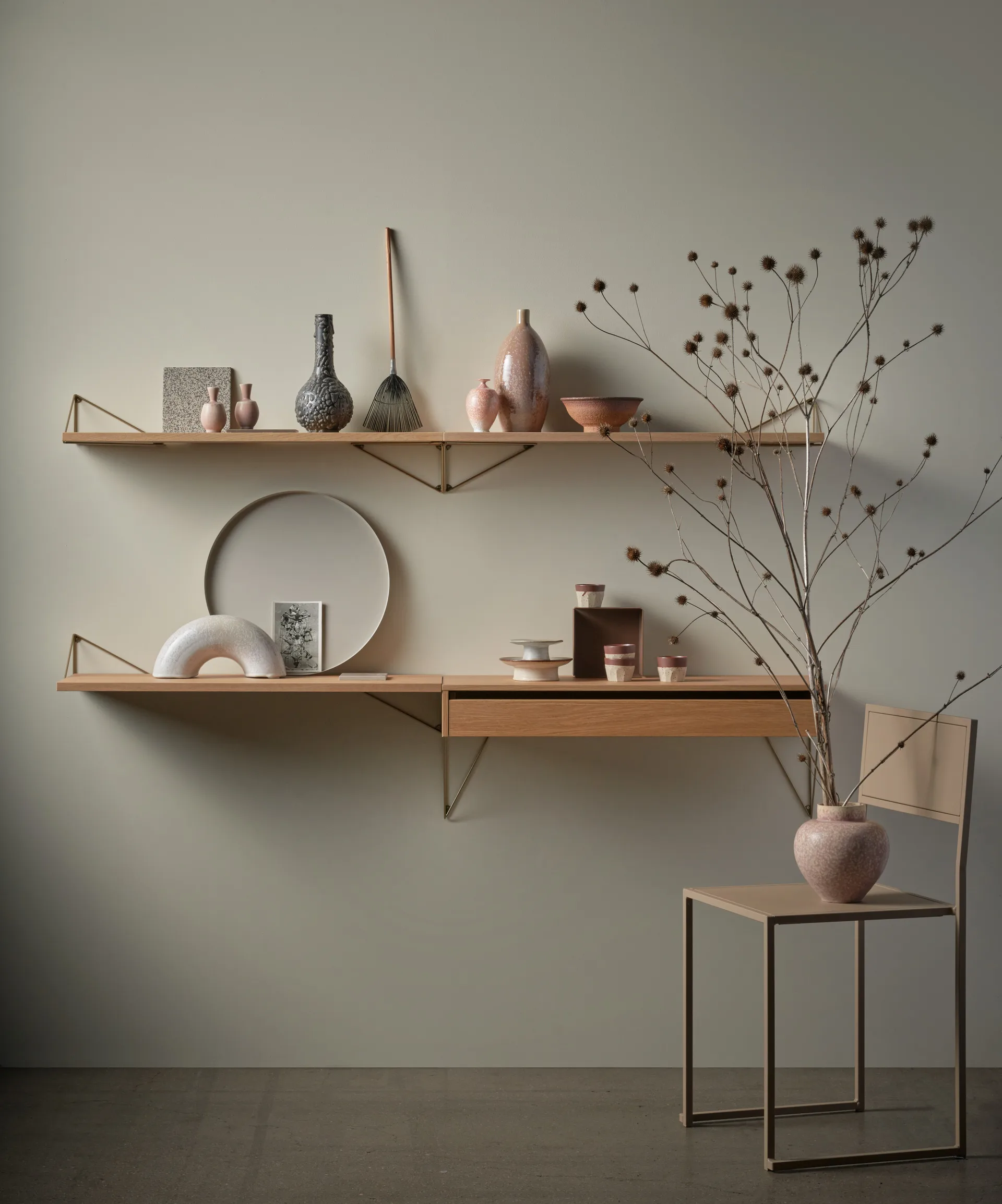 Pythagoras shelf, Large, oak Maze