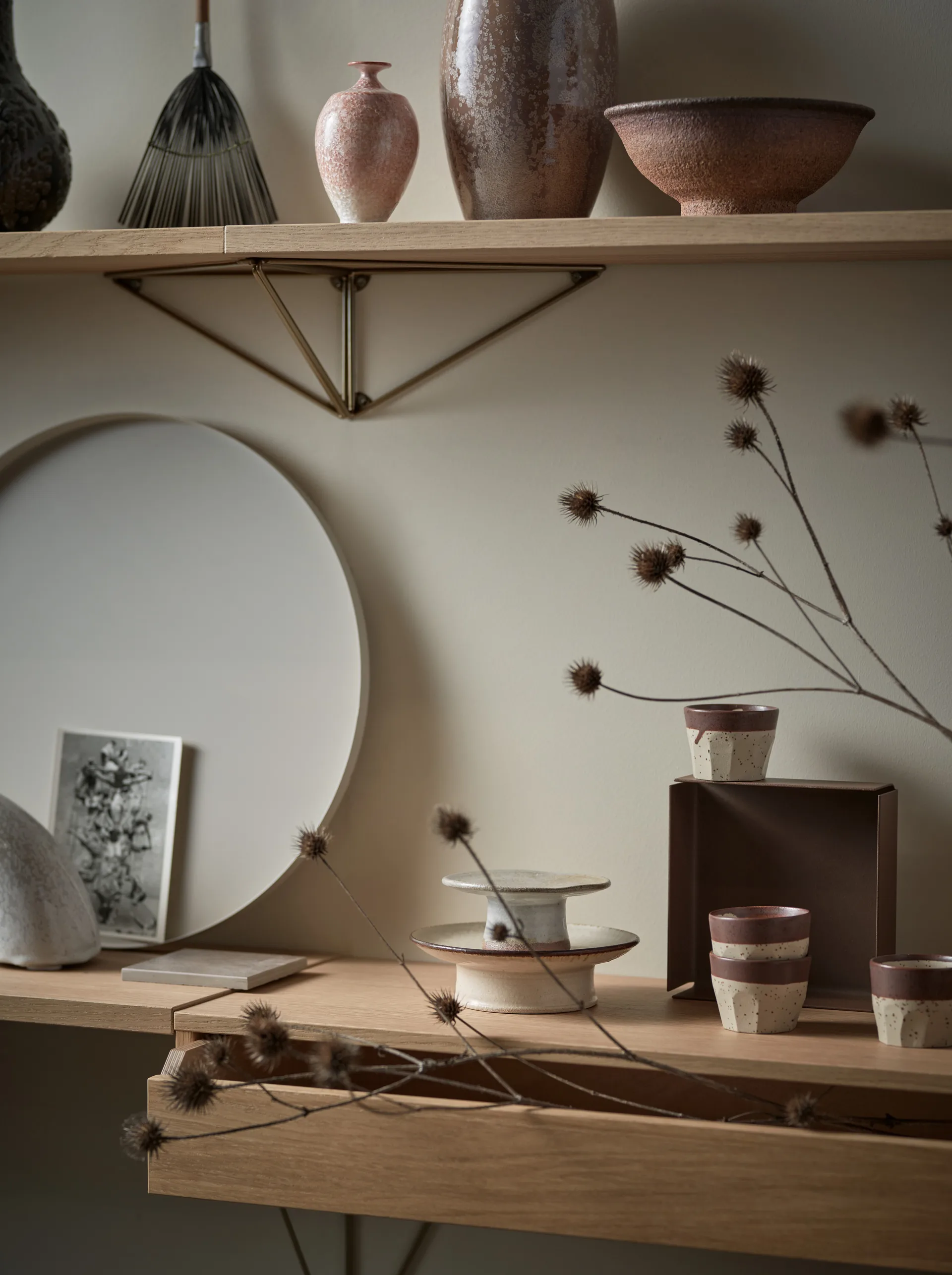 Pythagoras shelf, oak Maze