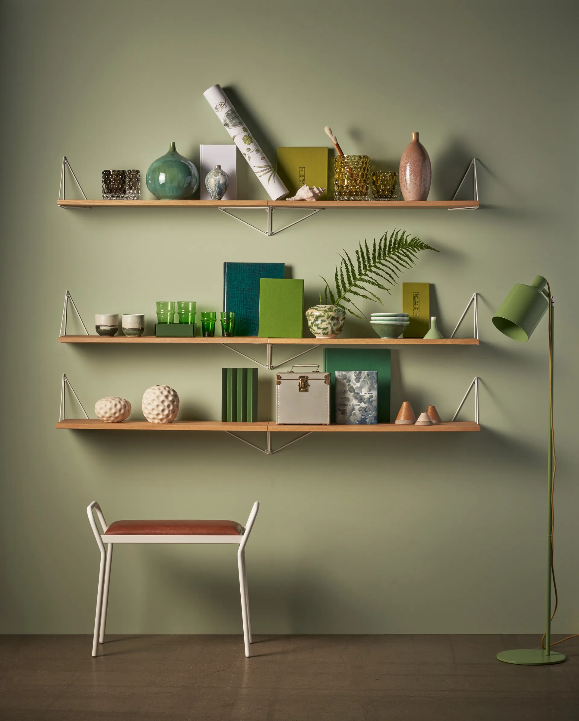 Pythagoras shelf, oak Maze