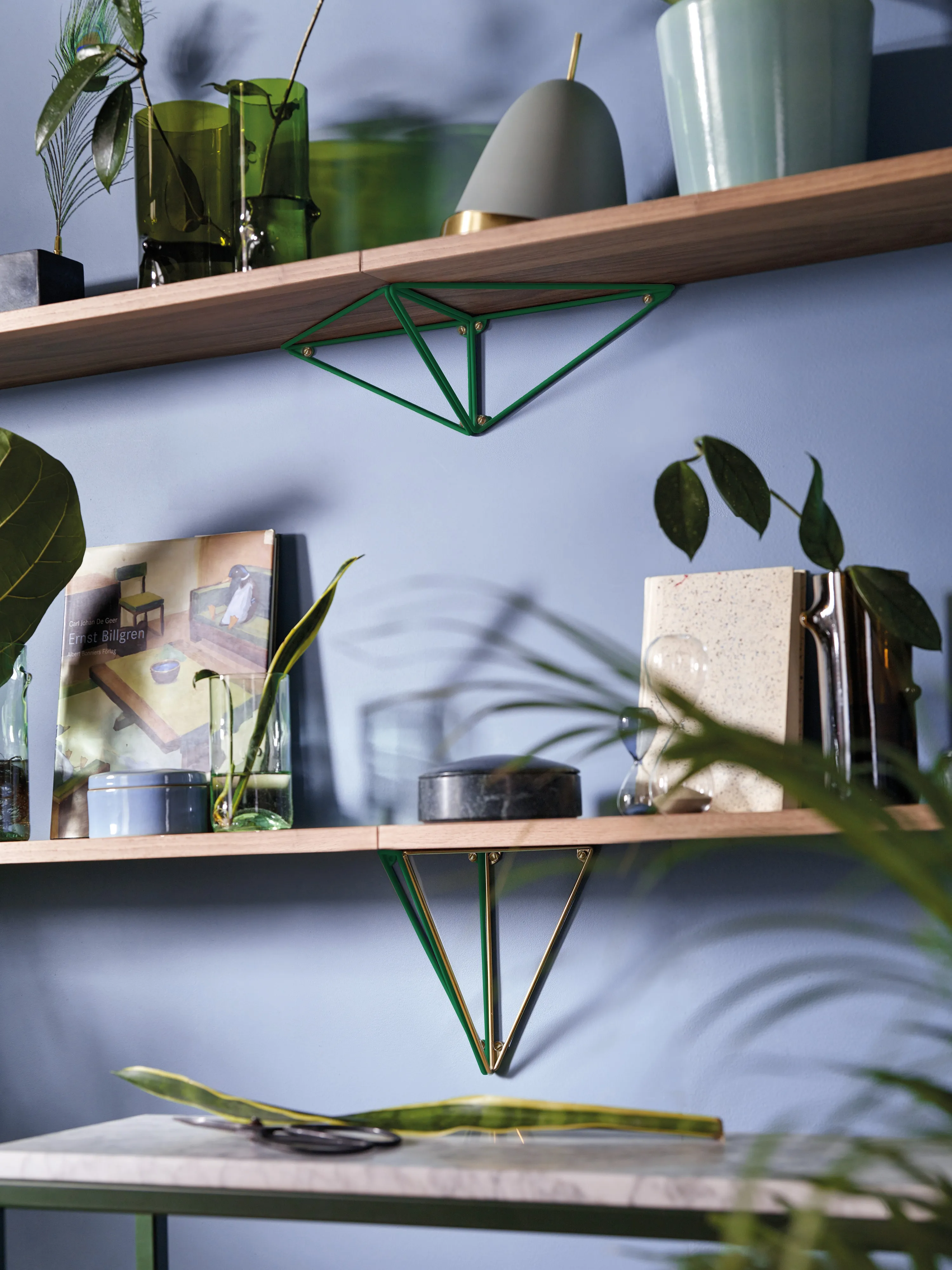 Pythagoras shelf from Maze - NordicNest.com