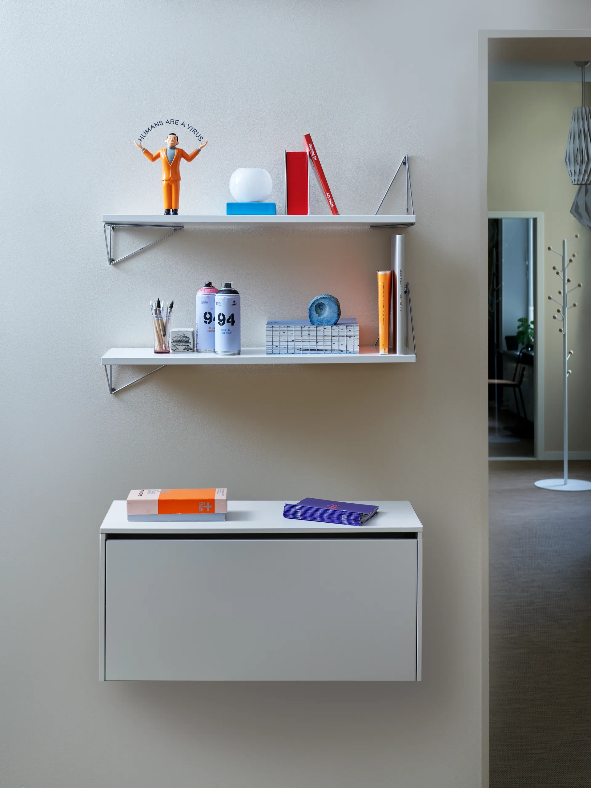 Pythagoras shelf, white Maze