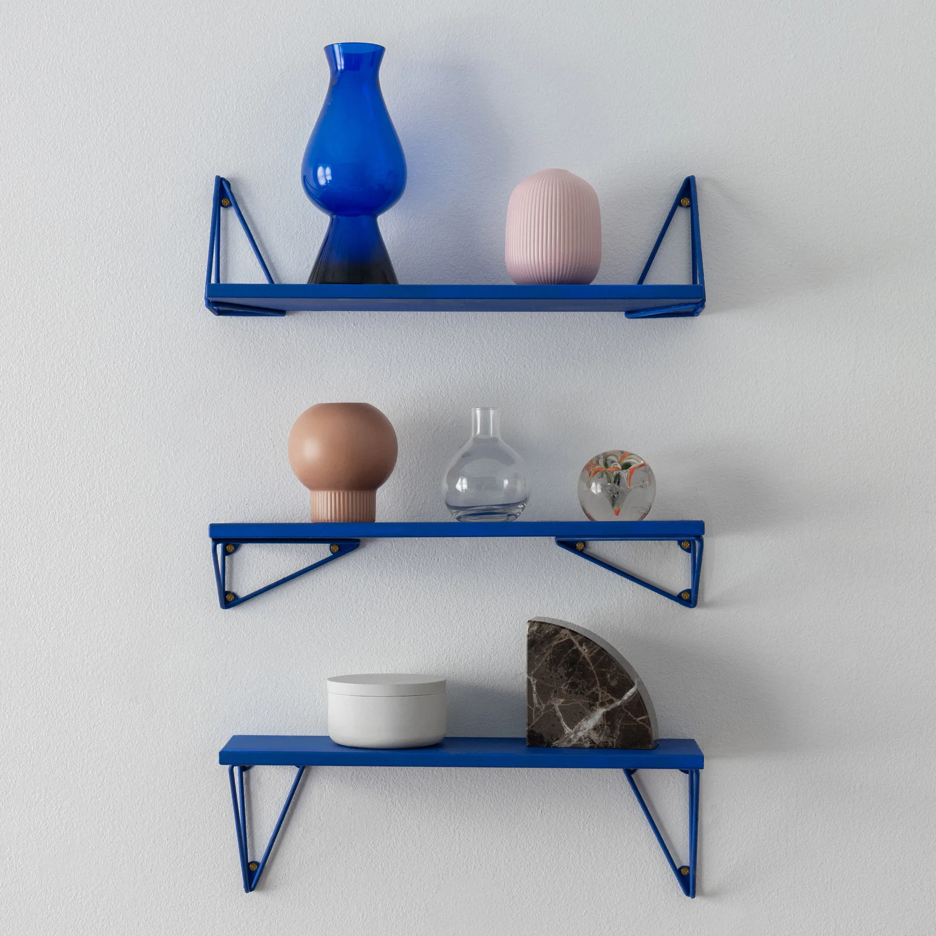 Pythagoras XS shelf, Electric blue Maze