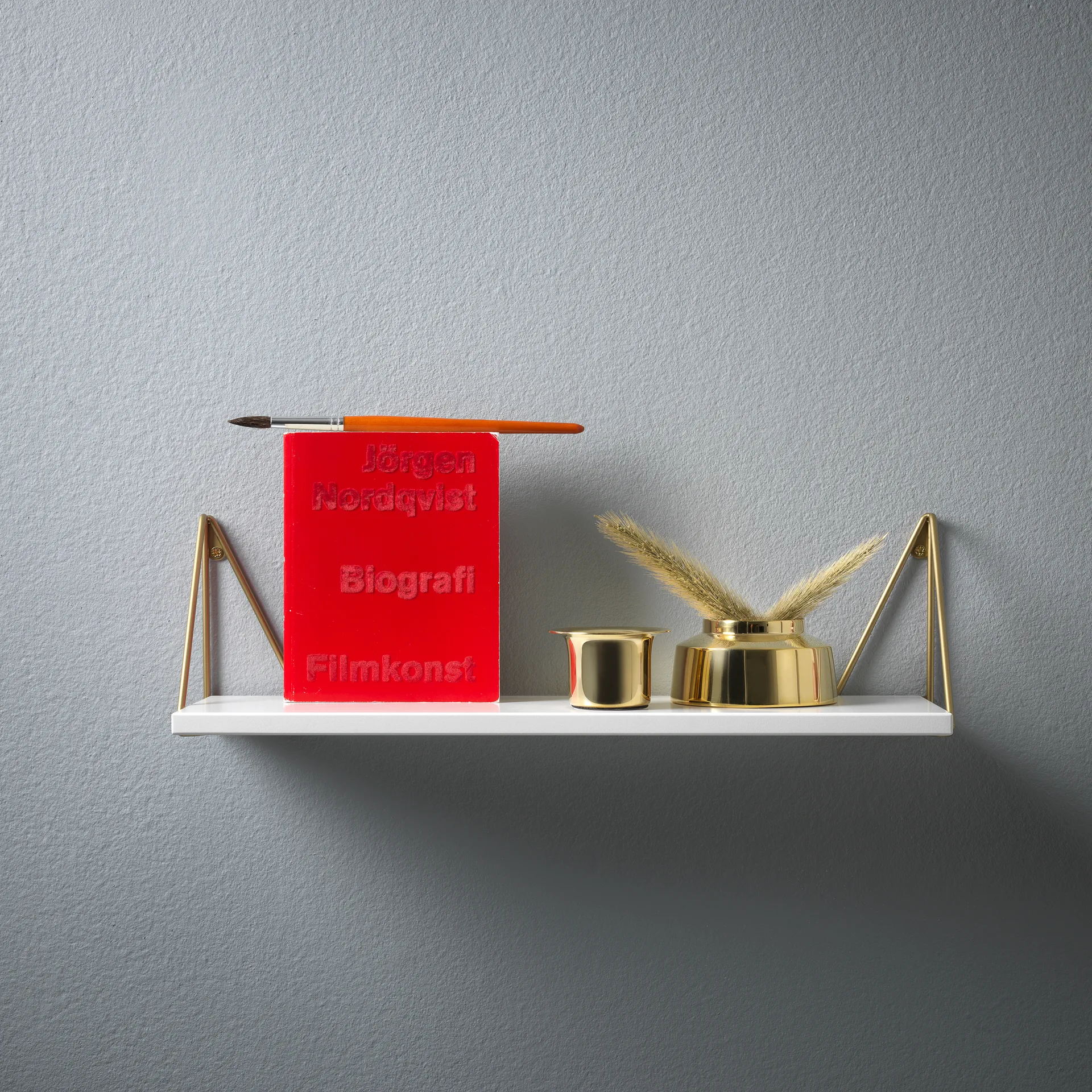 Pythagoras XS shelf, white, brass Maze
