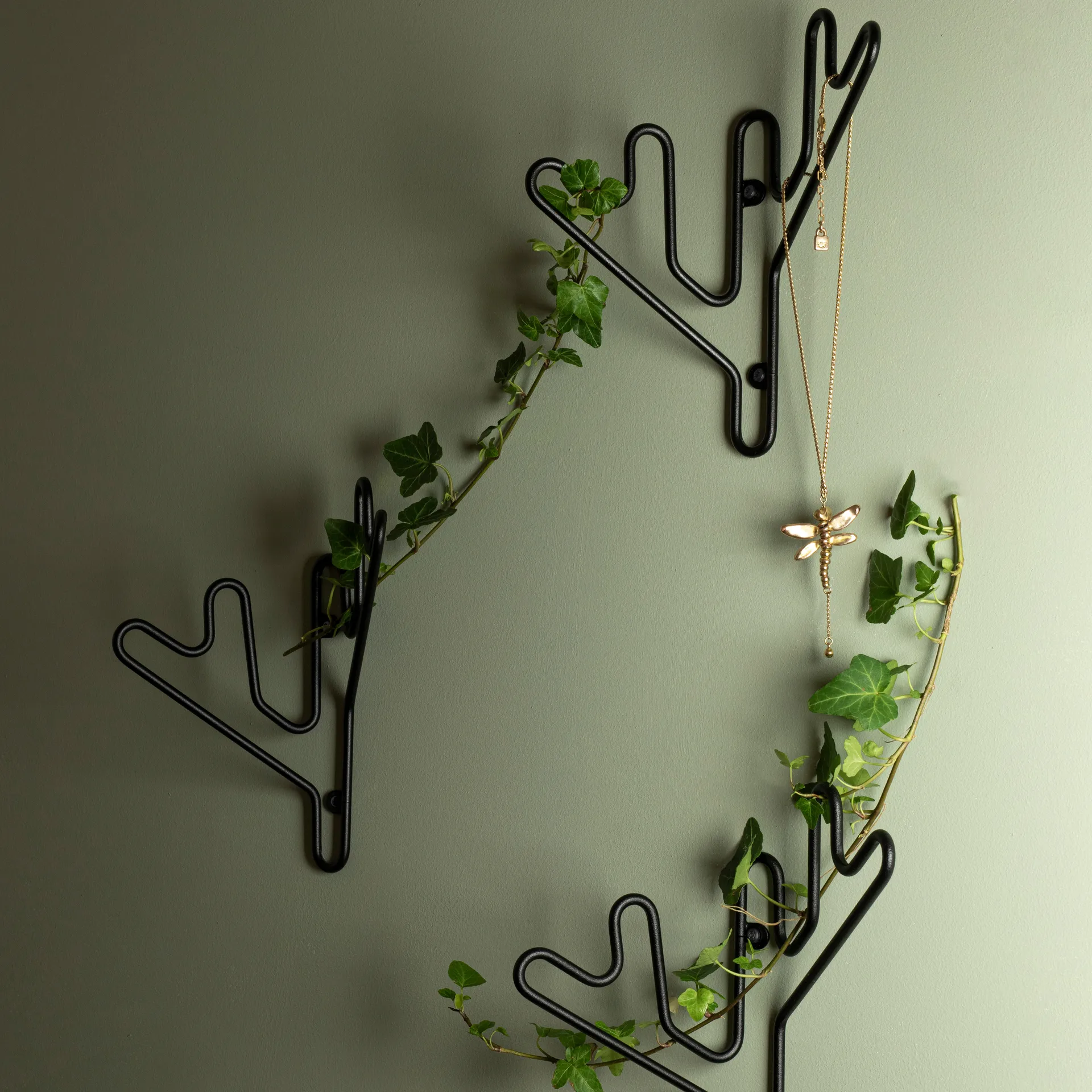 Twig coat hanger, black Maze