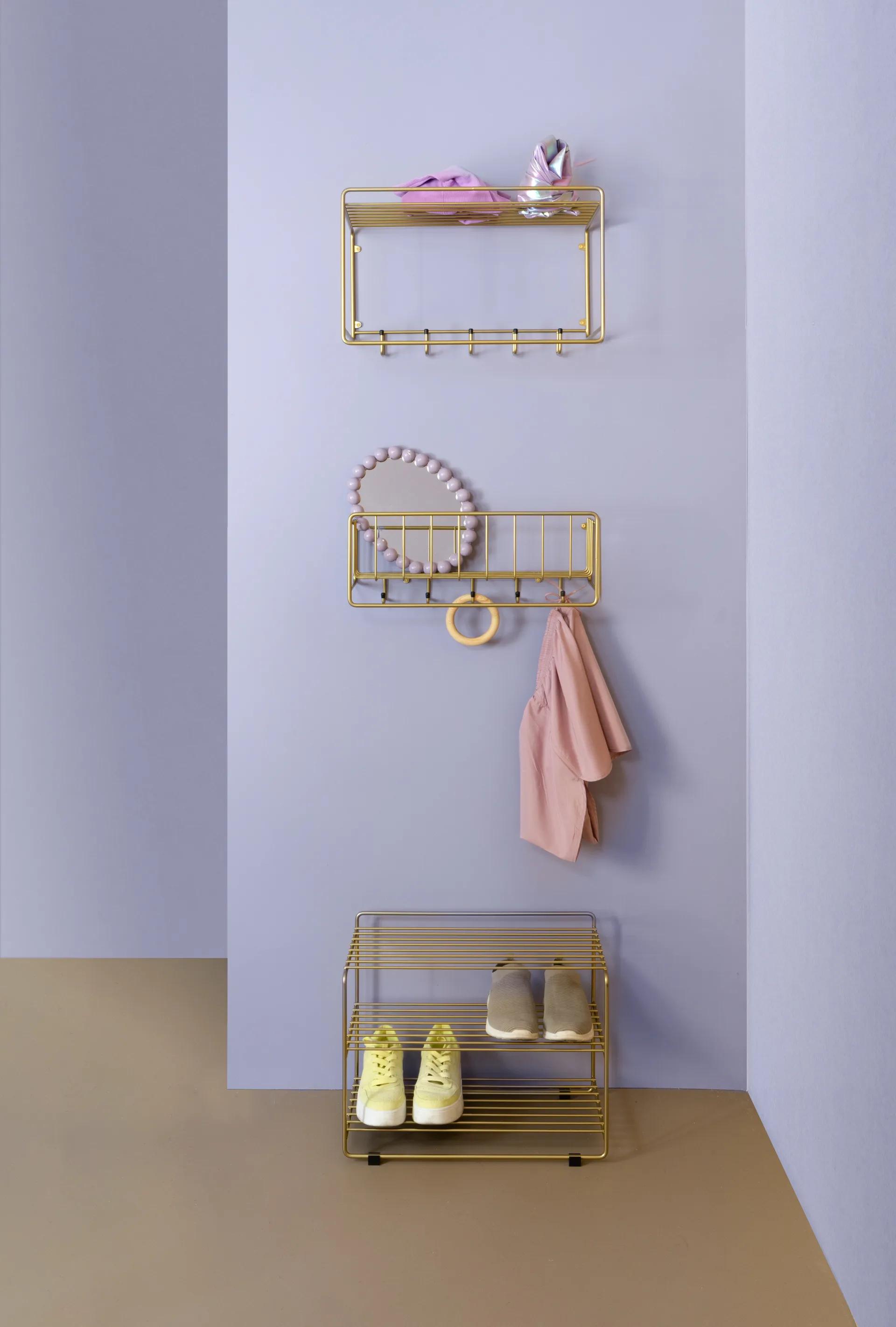 Uptown hat shelf, Brass Maze