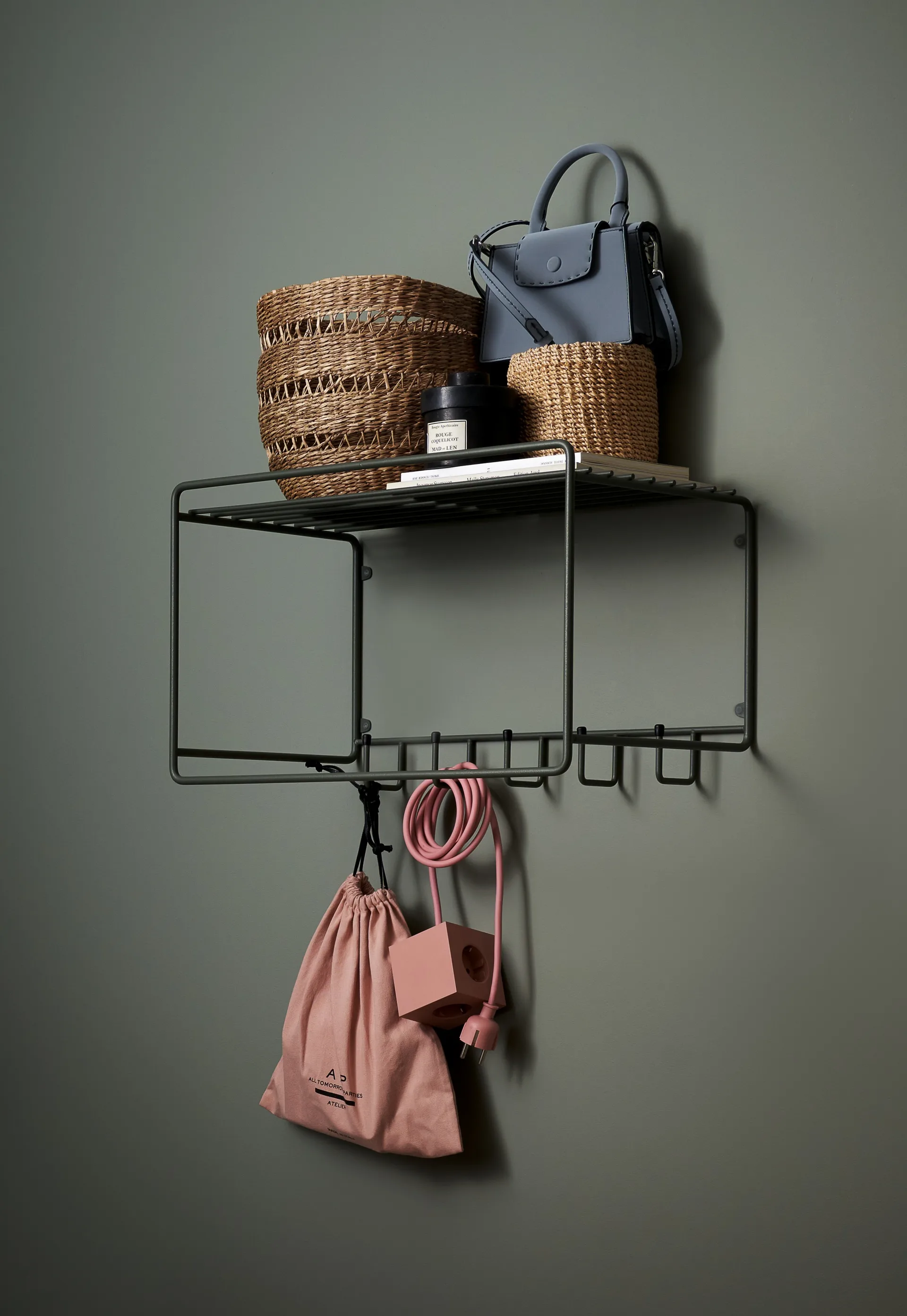 Uptown hat shelf, Green Maze