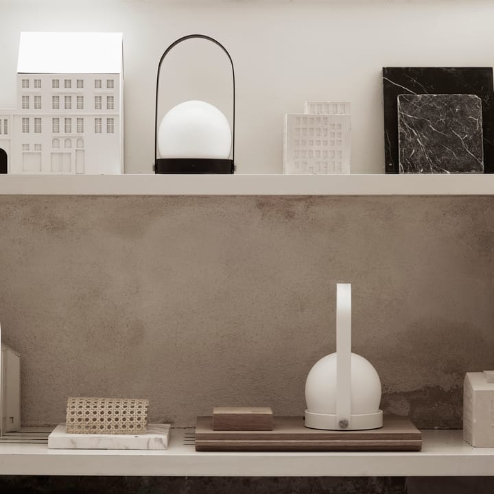 Carrie portable table lamp - black - MENU