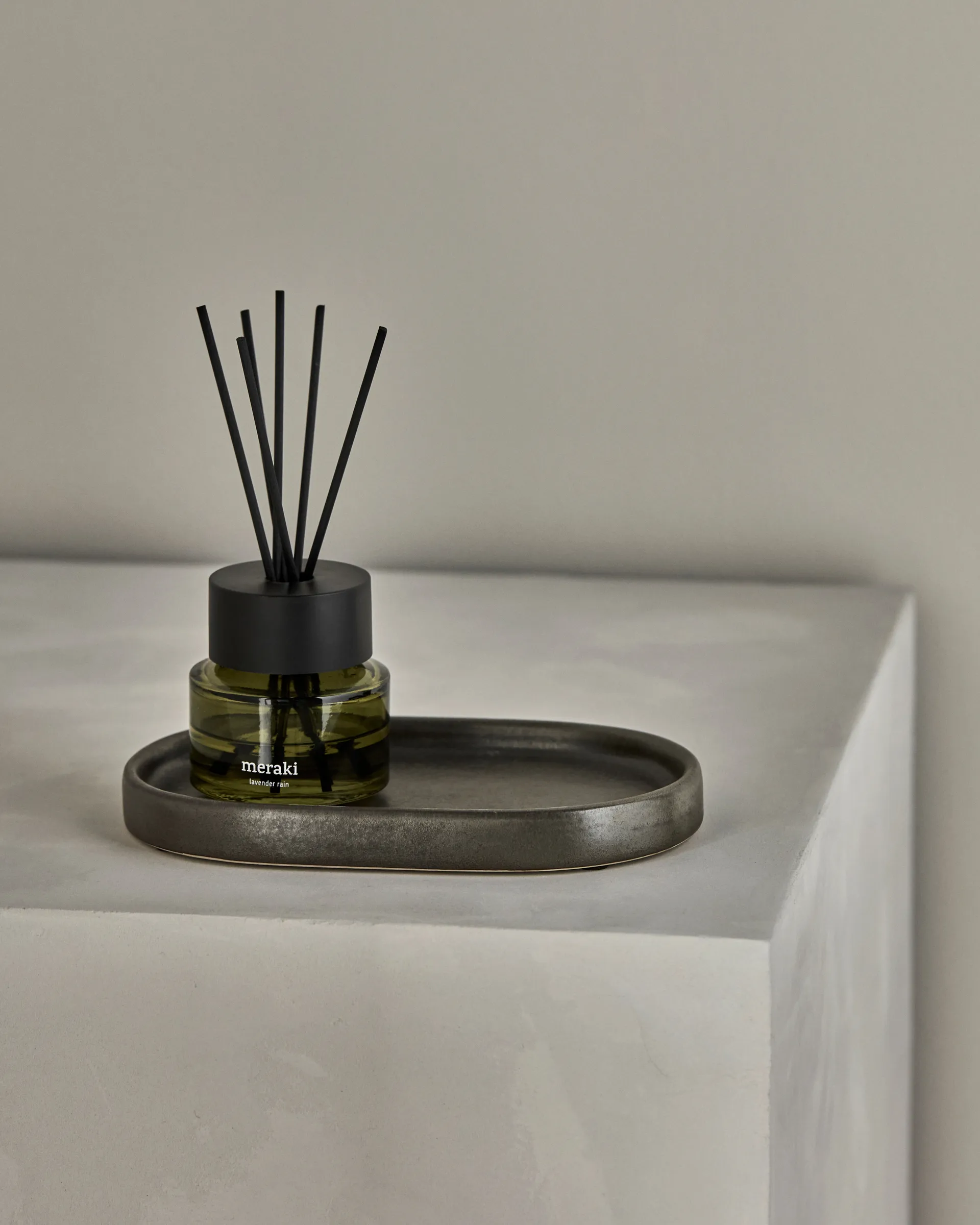 Datura tray 12.5x20 cm, Dark gray Meraki