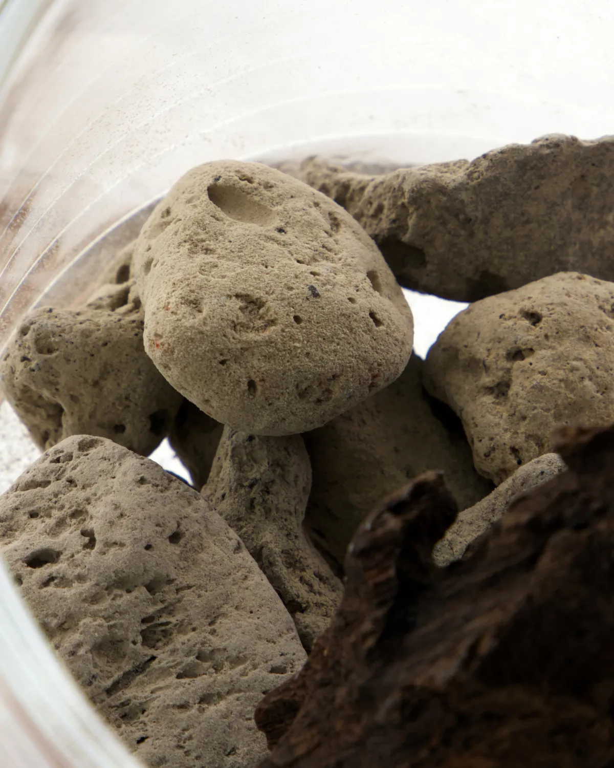 Meraki diffuser lava stone and wood, Black Meraki