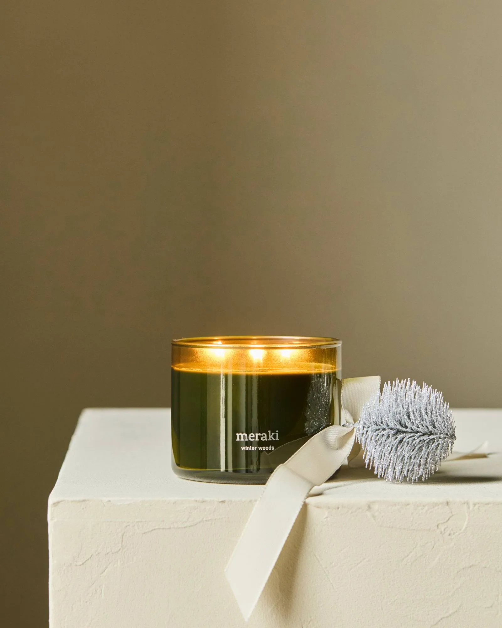 Meraki scented candle, 60 hours, Winter woods Meraki