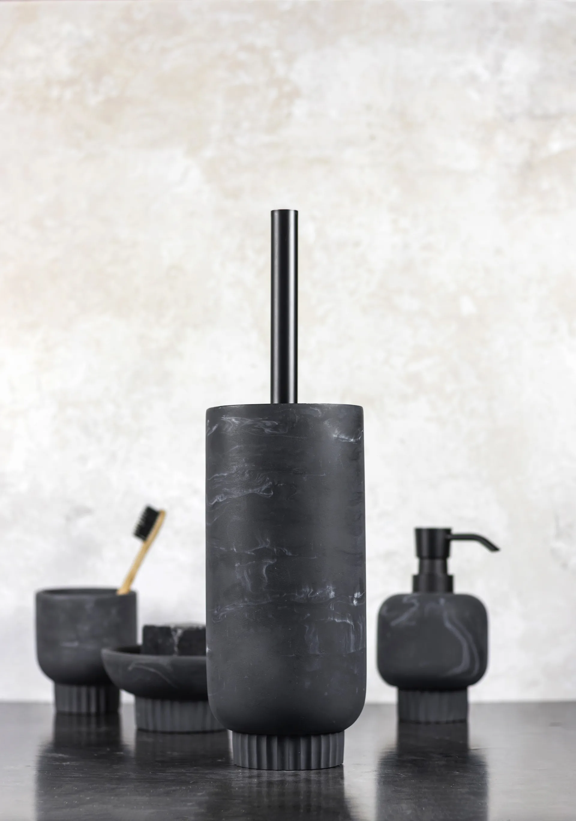 Attitude toilet brush, Black Mette Ditmer