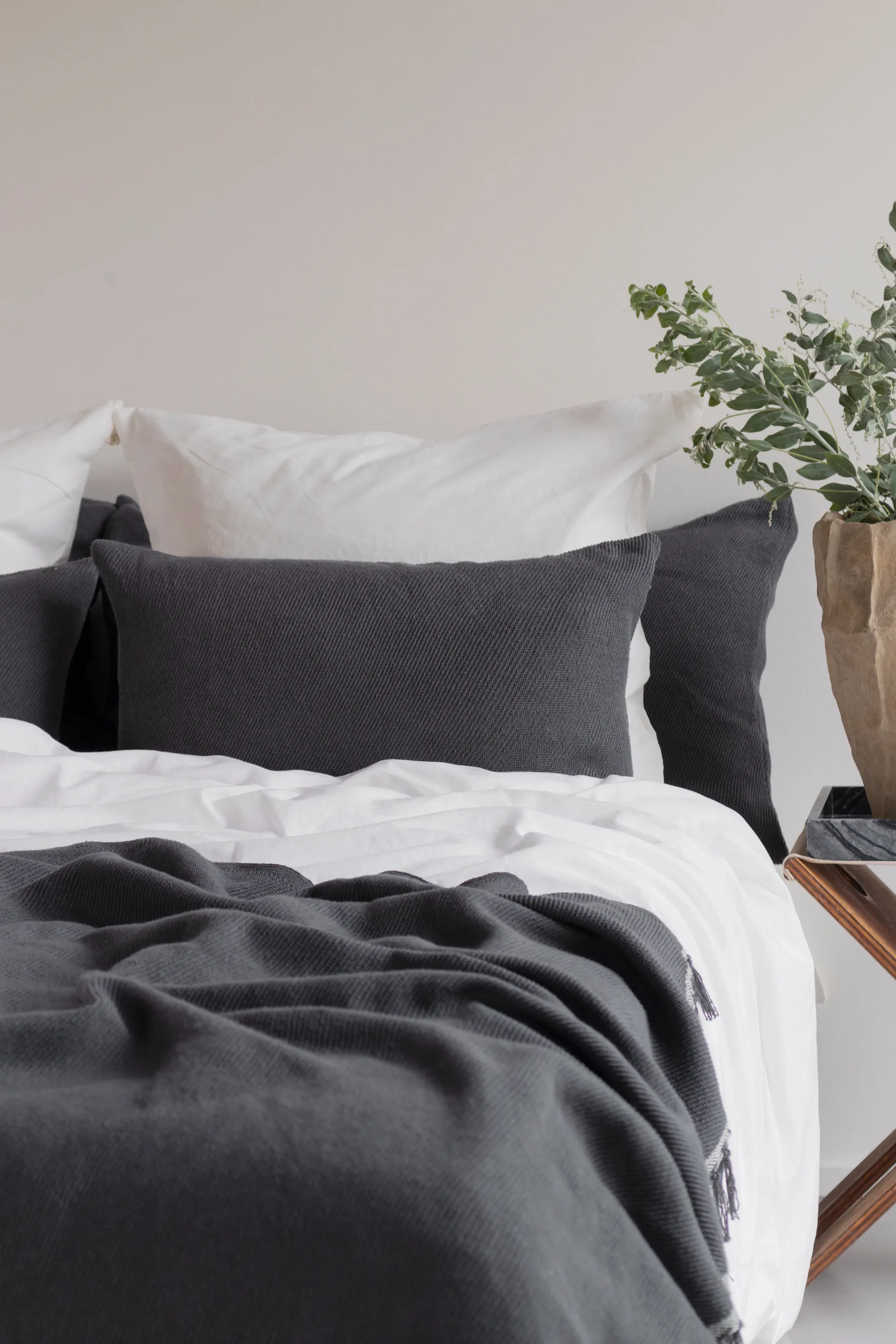 Bohemia bedspread, Anthracite, 140x250 cm Mette Ditmer