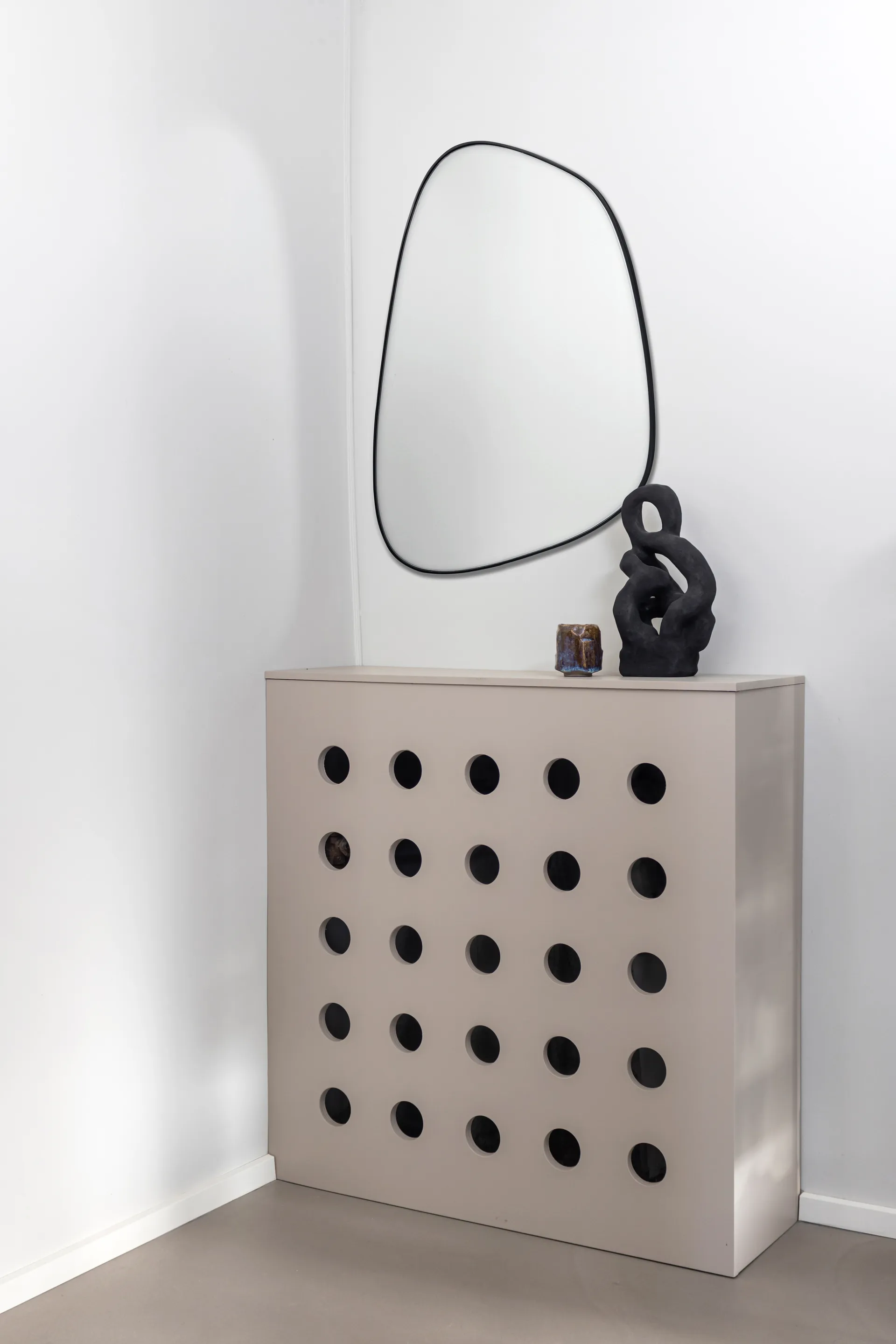 Figura mirror small, Black Mette Ditmer