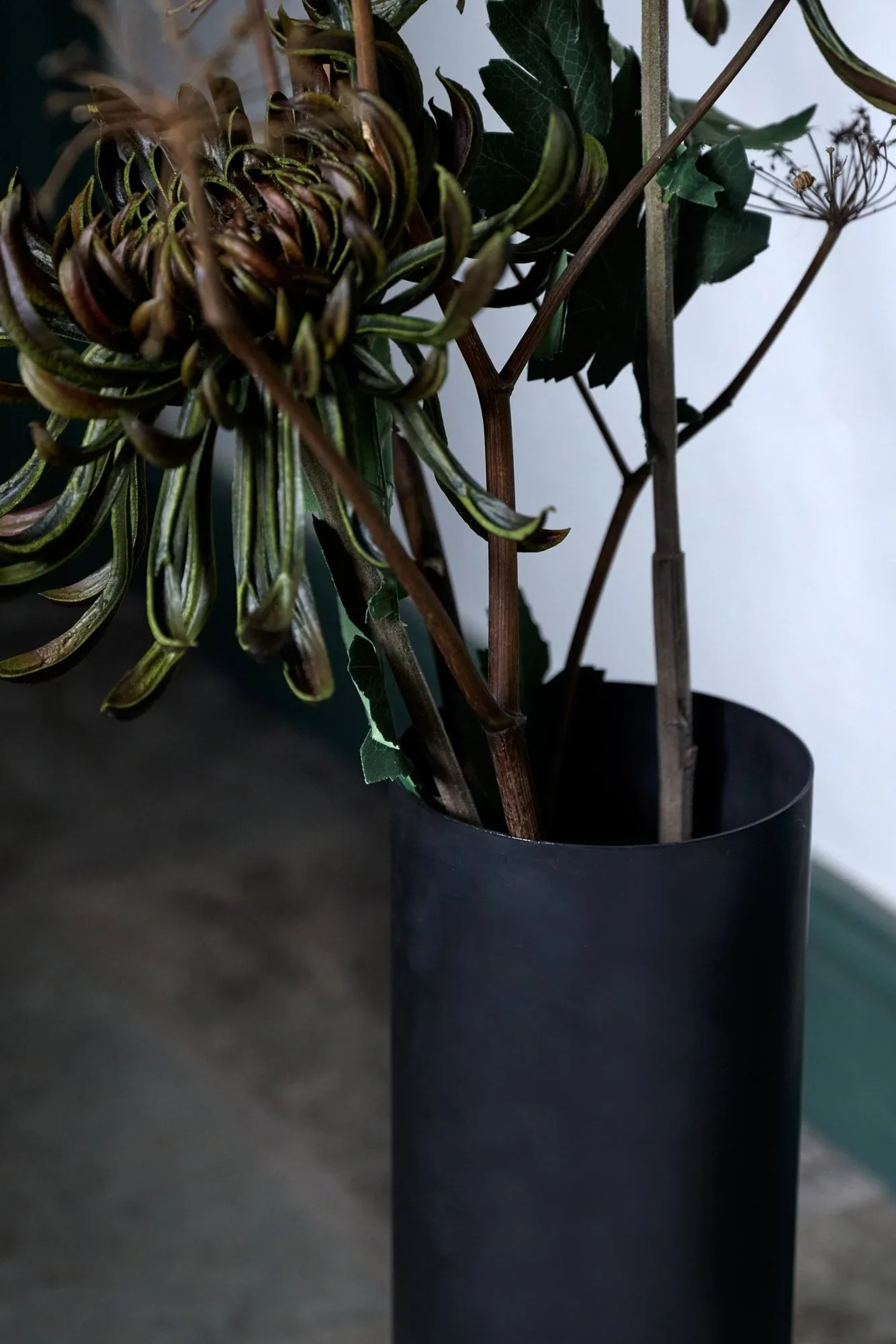 Floor vase, Black, 40.5 cm Mette Ditmer