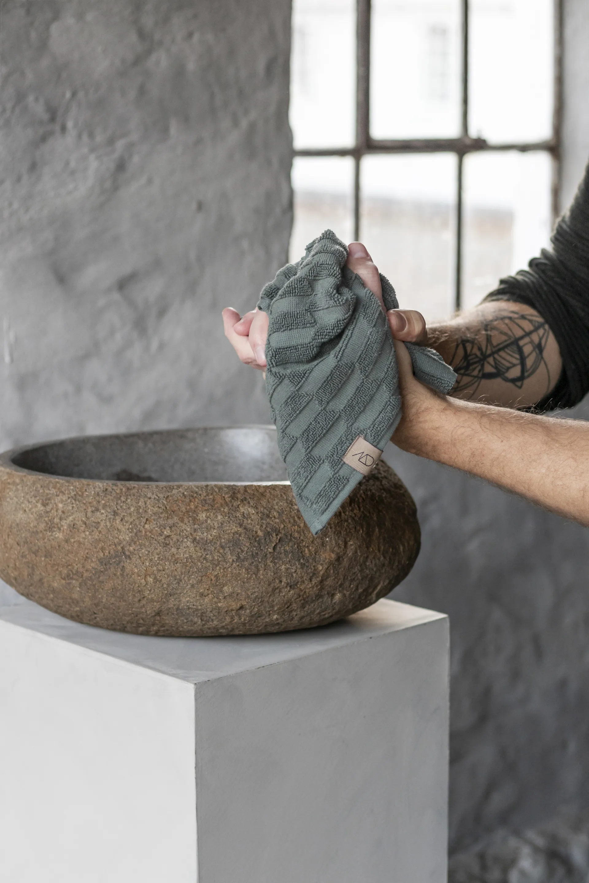 Geo towel 30x30 cm, Pine green Mette Ditmer