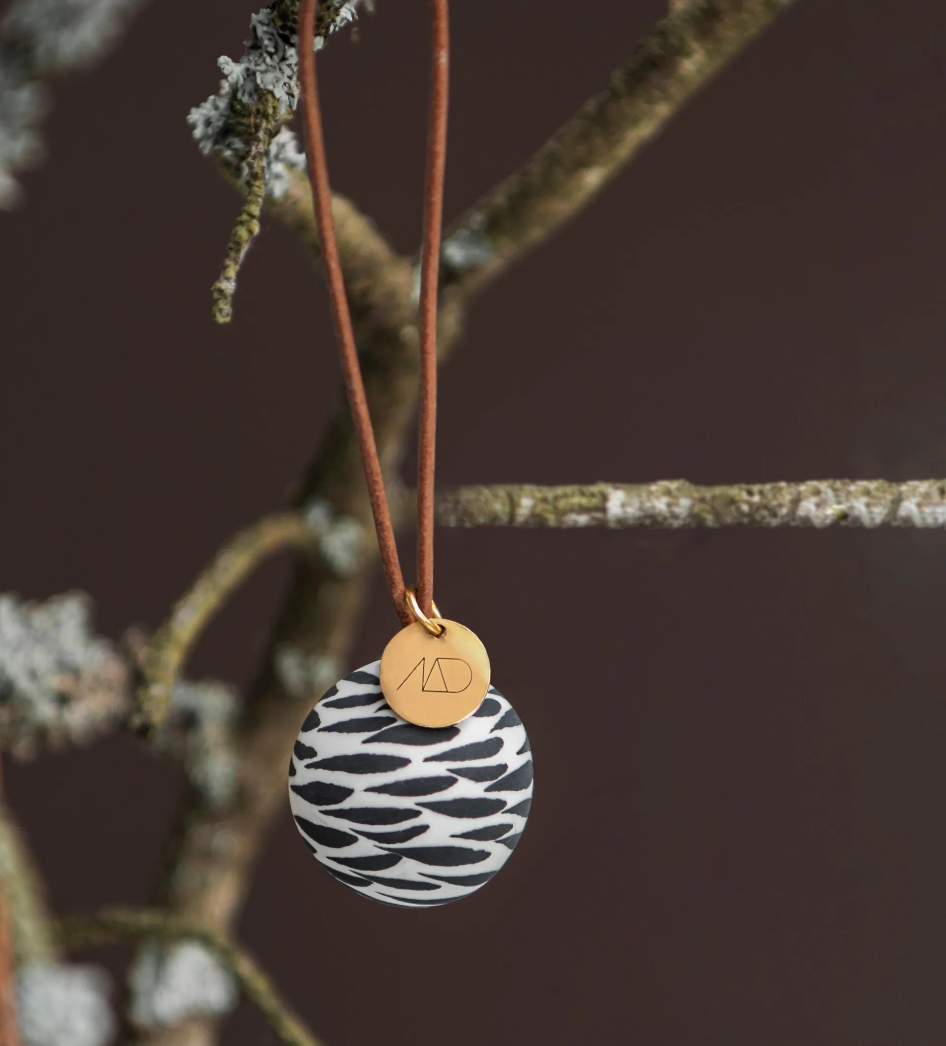 Globe Christmas bauble 3 pieces, Black Mette Ditmer
