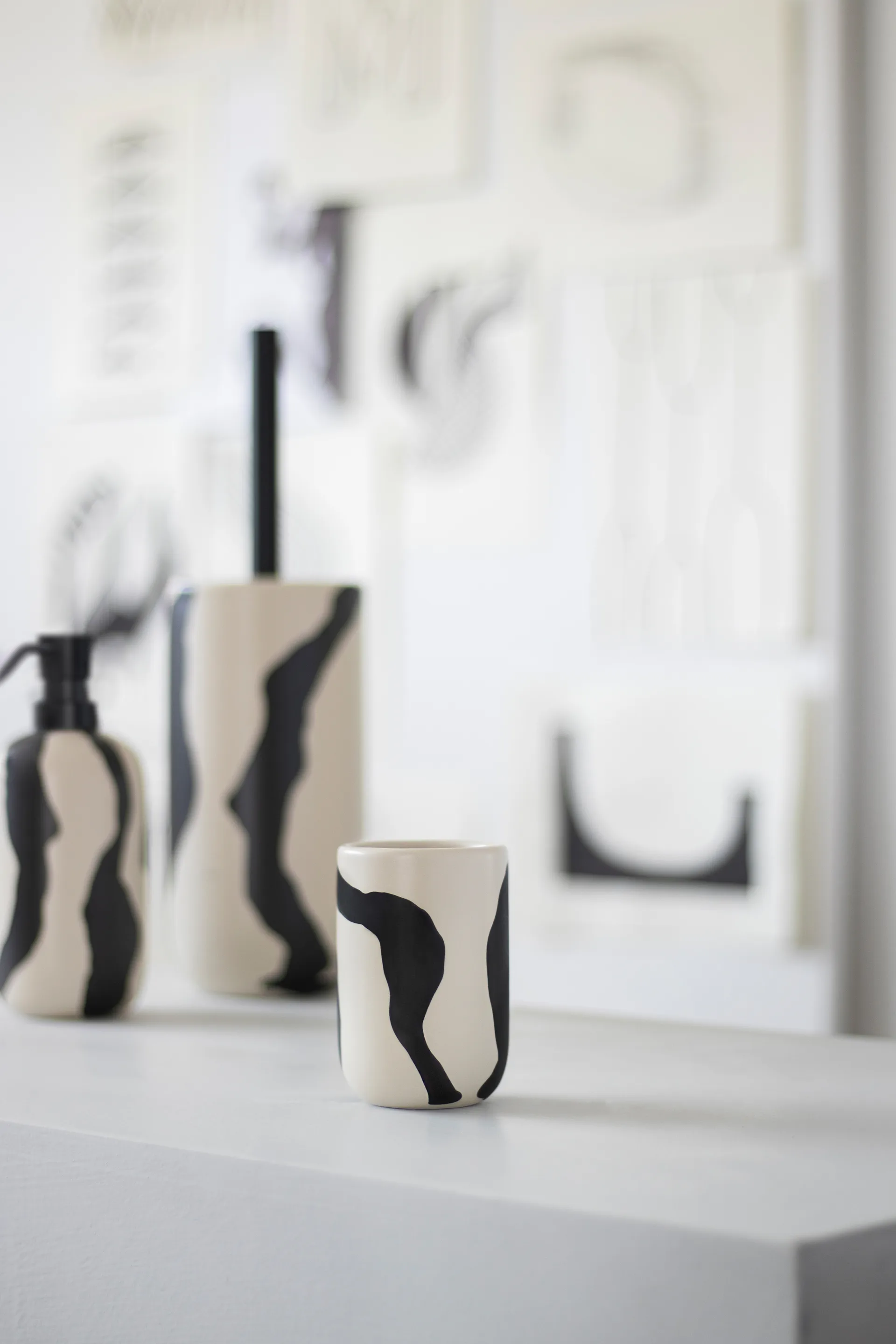 Icon toothbrush holder, Off-white Mette Ditmer